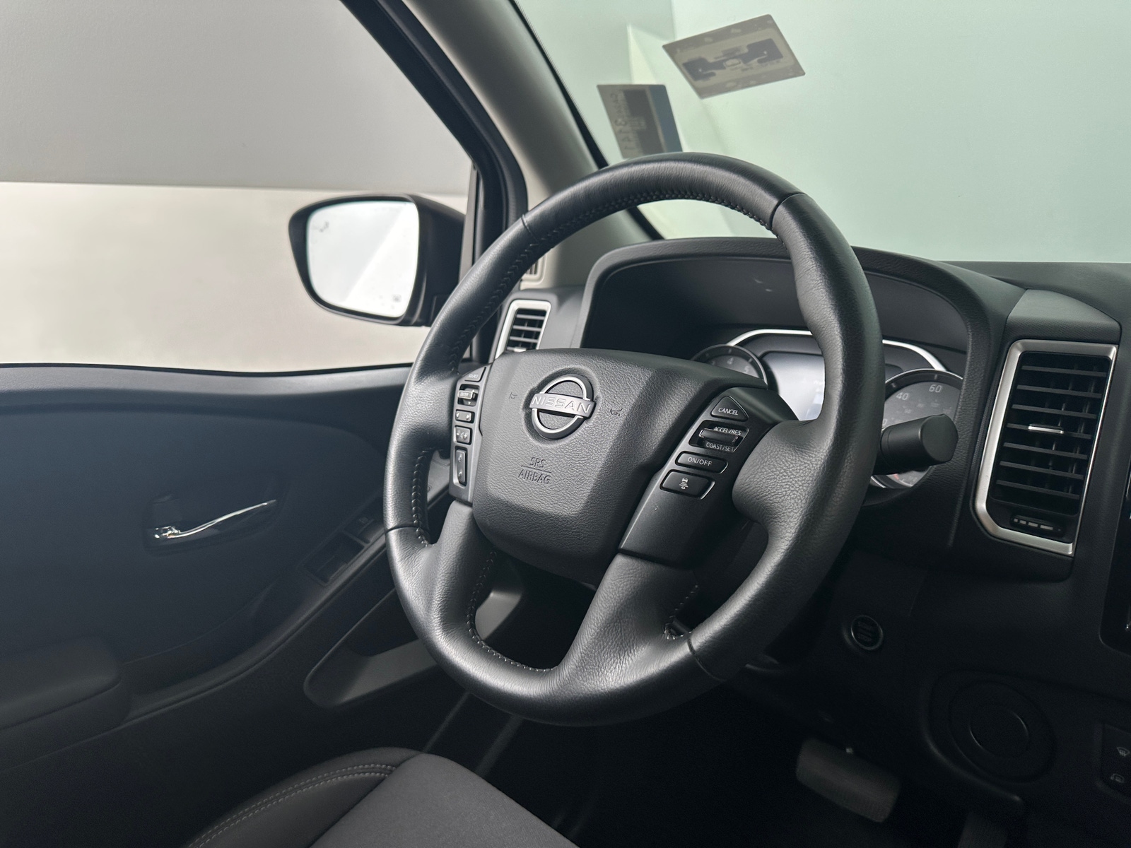 Thumbnail: 2022 Nissan Frontier - 5