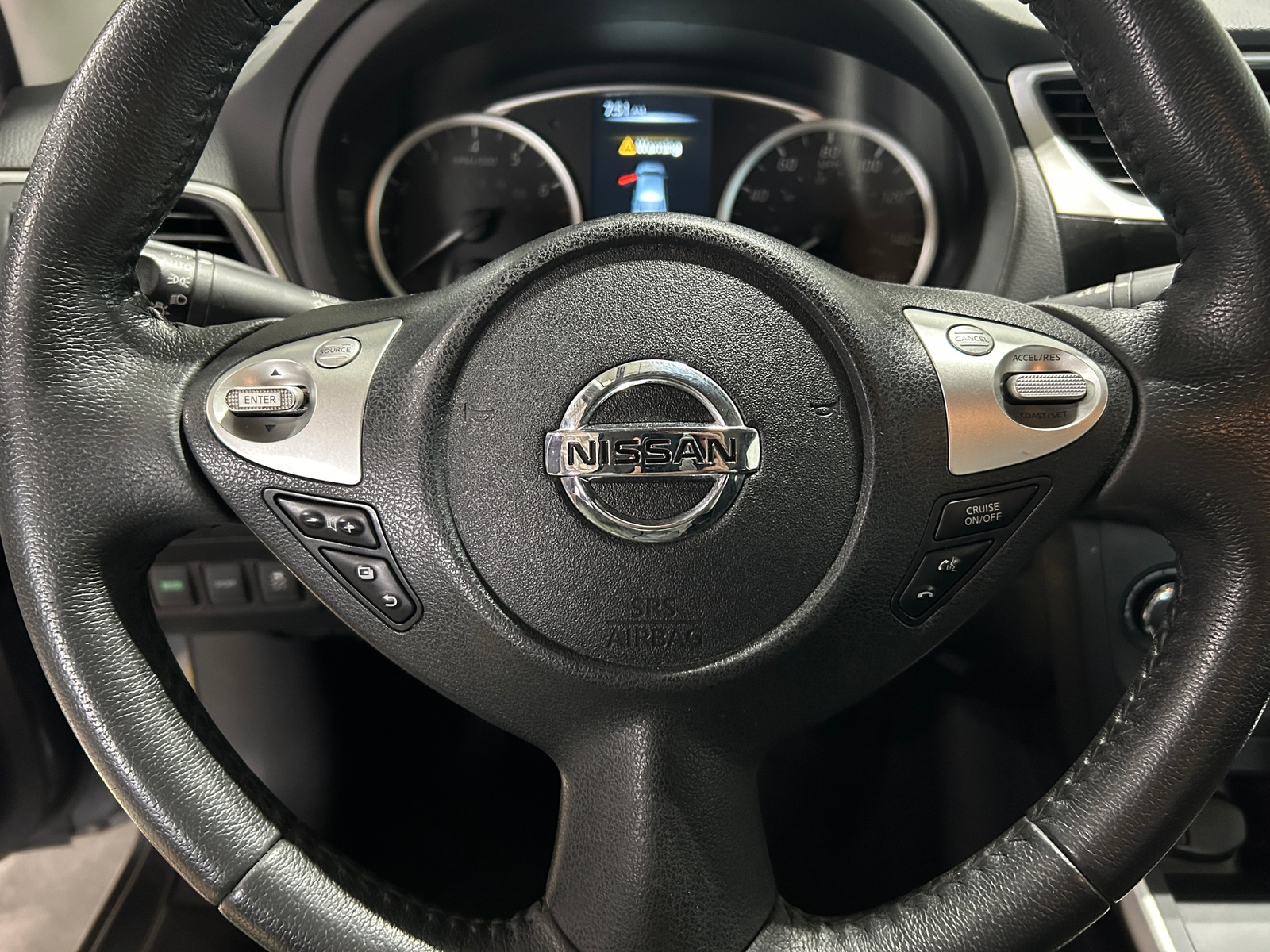 Thumbnail: 2017 Nissan Sentra - 5