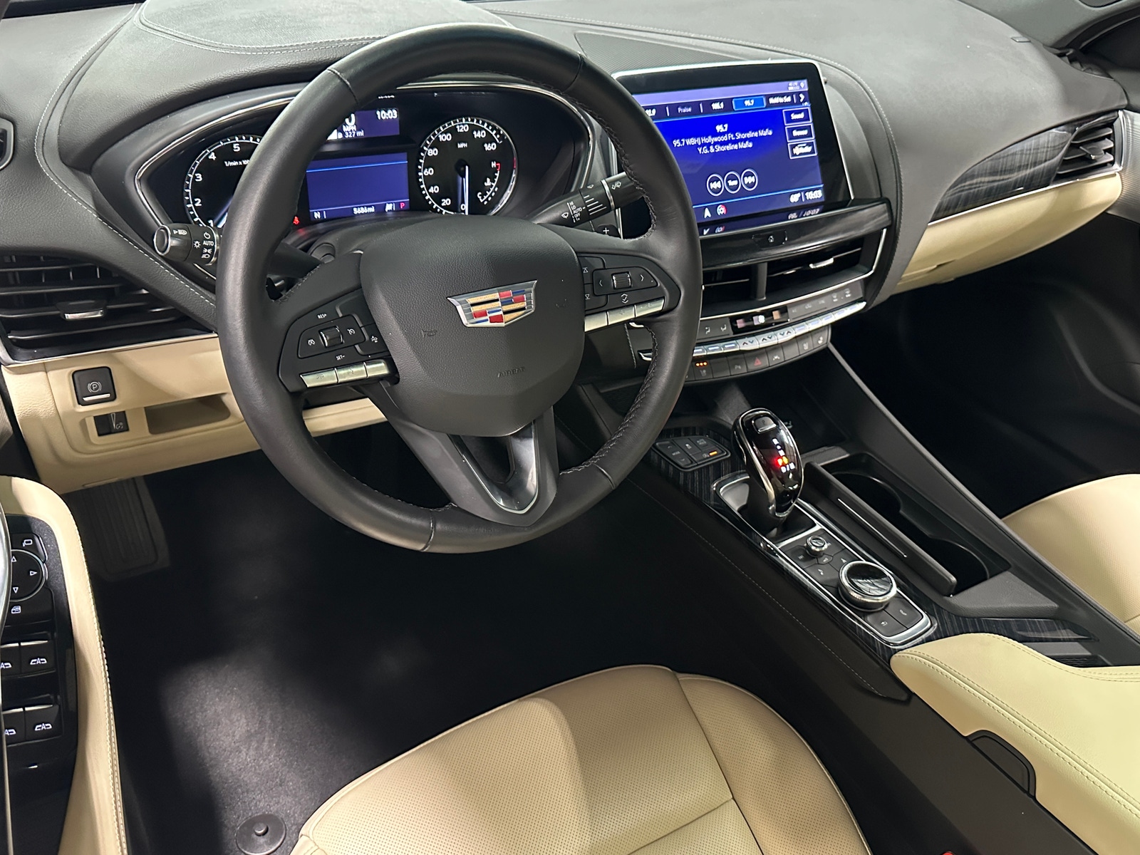 Thumbnail: 2022 Cadillac CT5 - 2