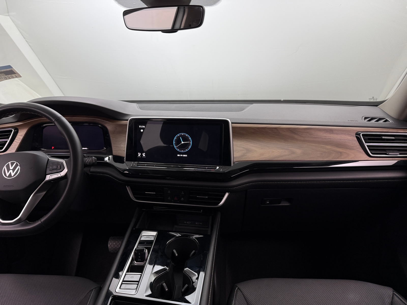 Thumbnail: 2024 Volkswagen Atlas - 2
