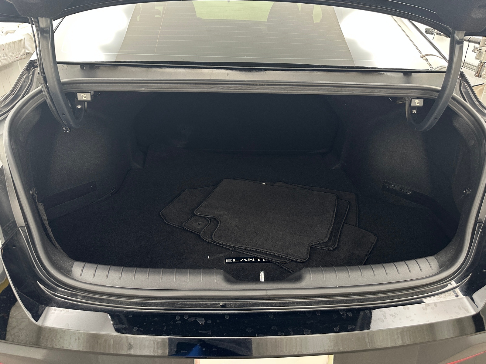 Thumbnail: 2024 Hyundai Elantra - 7