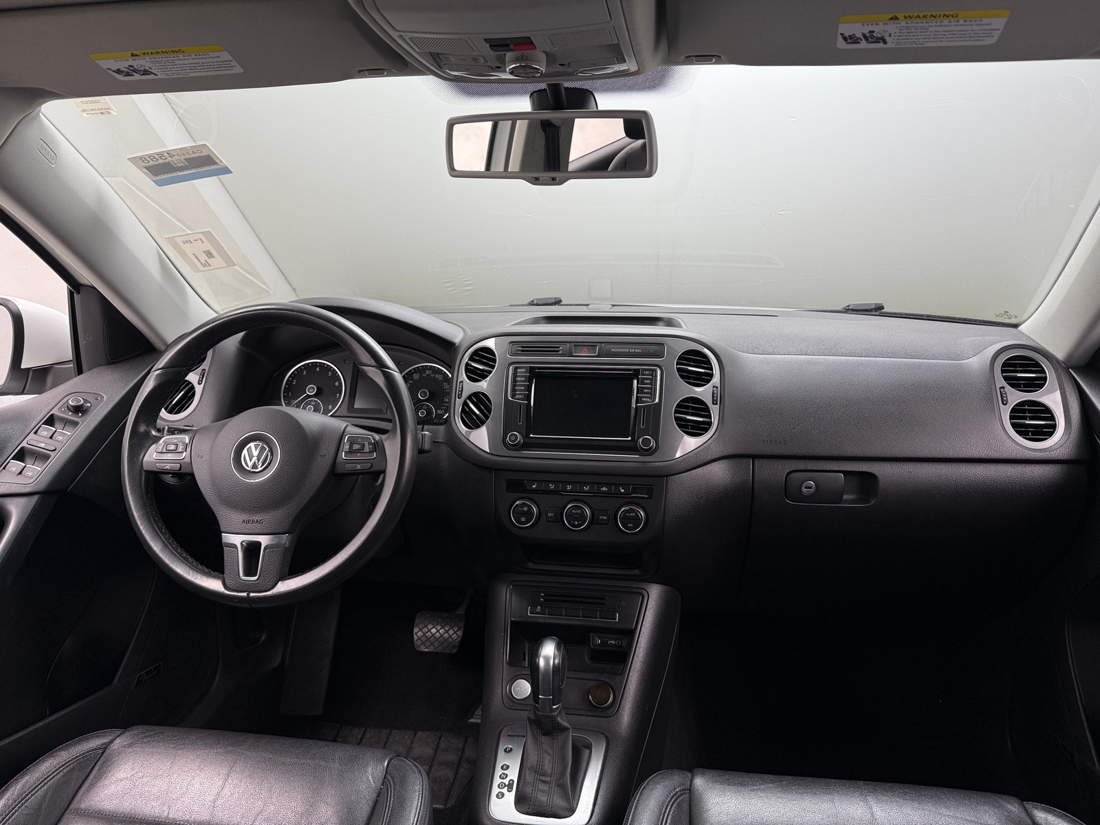Thumbnail: 2017 Volkswagen Tiguan - 2