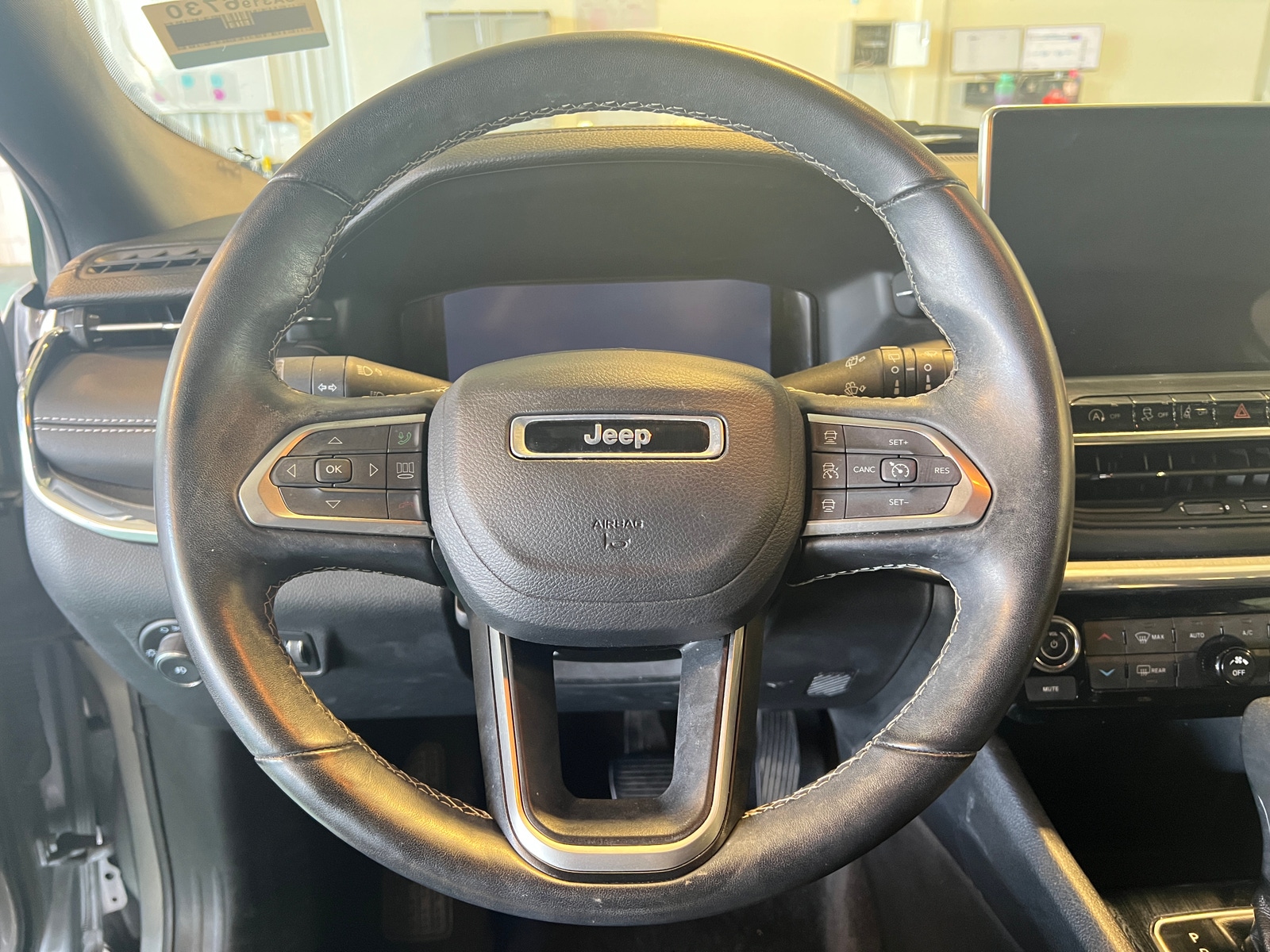 Thumbnail: 2022 Jeep Compass - 4