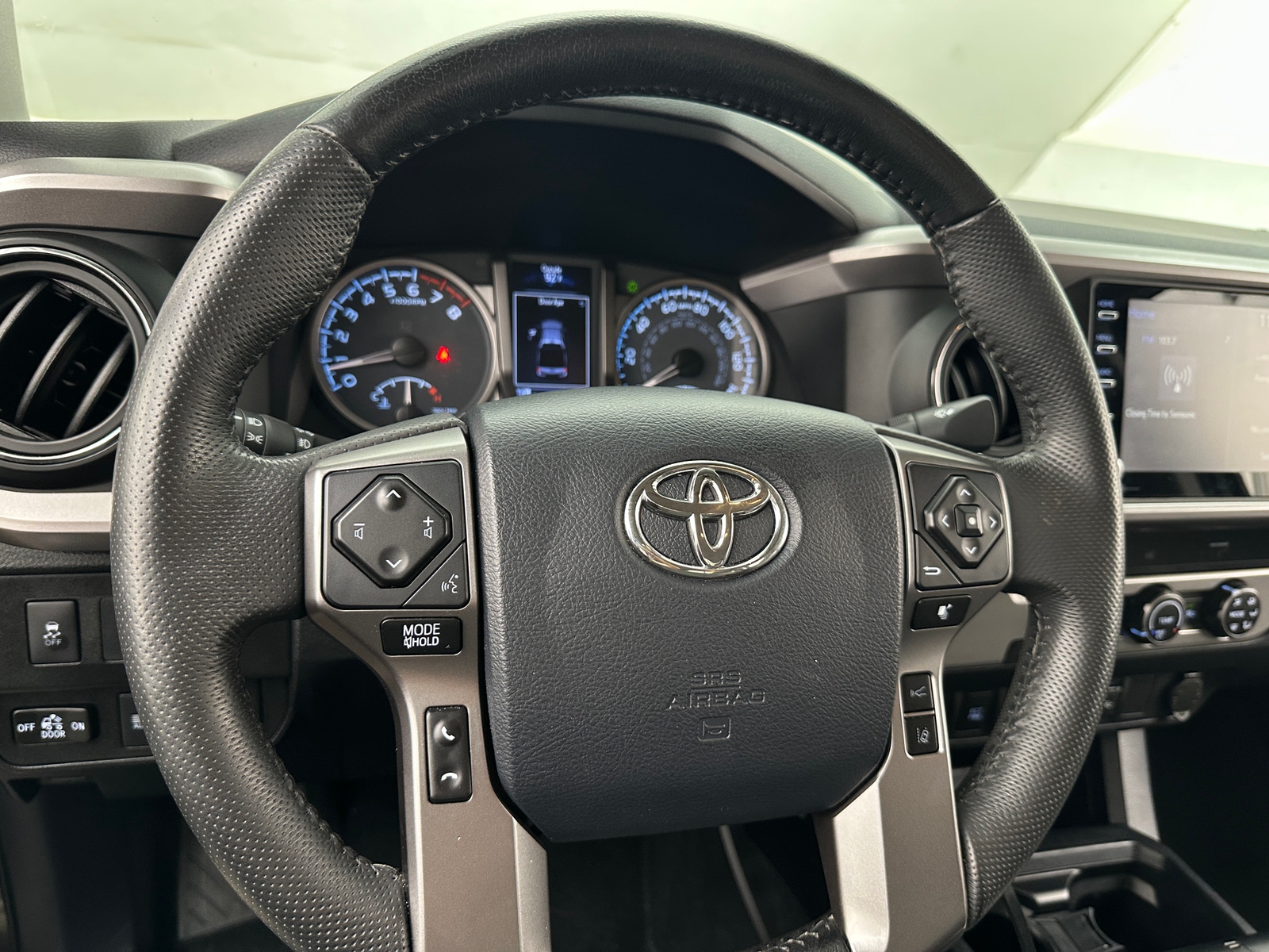 Thumbnail: 2020 Toyota Tacoma - 5