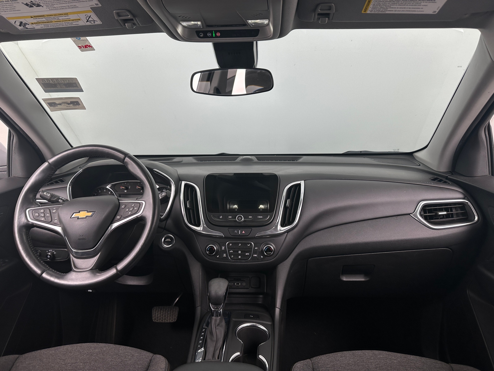 Thumbnail: 2022 Chevrolet Equinox - 3