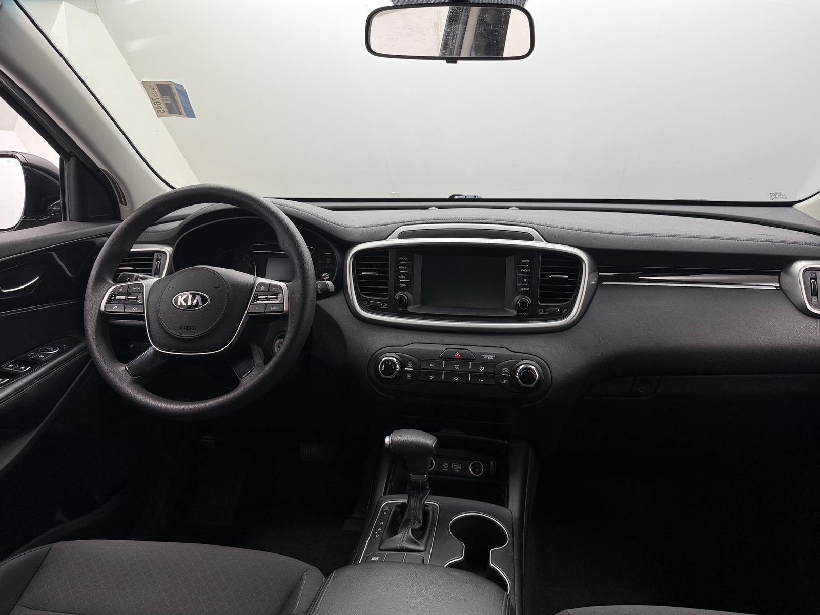 Thumbnail: 2020 Kia Sorento - 3