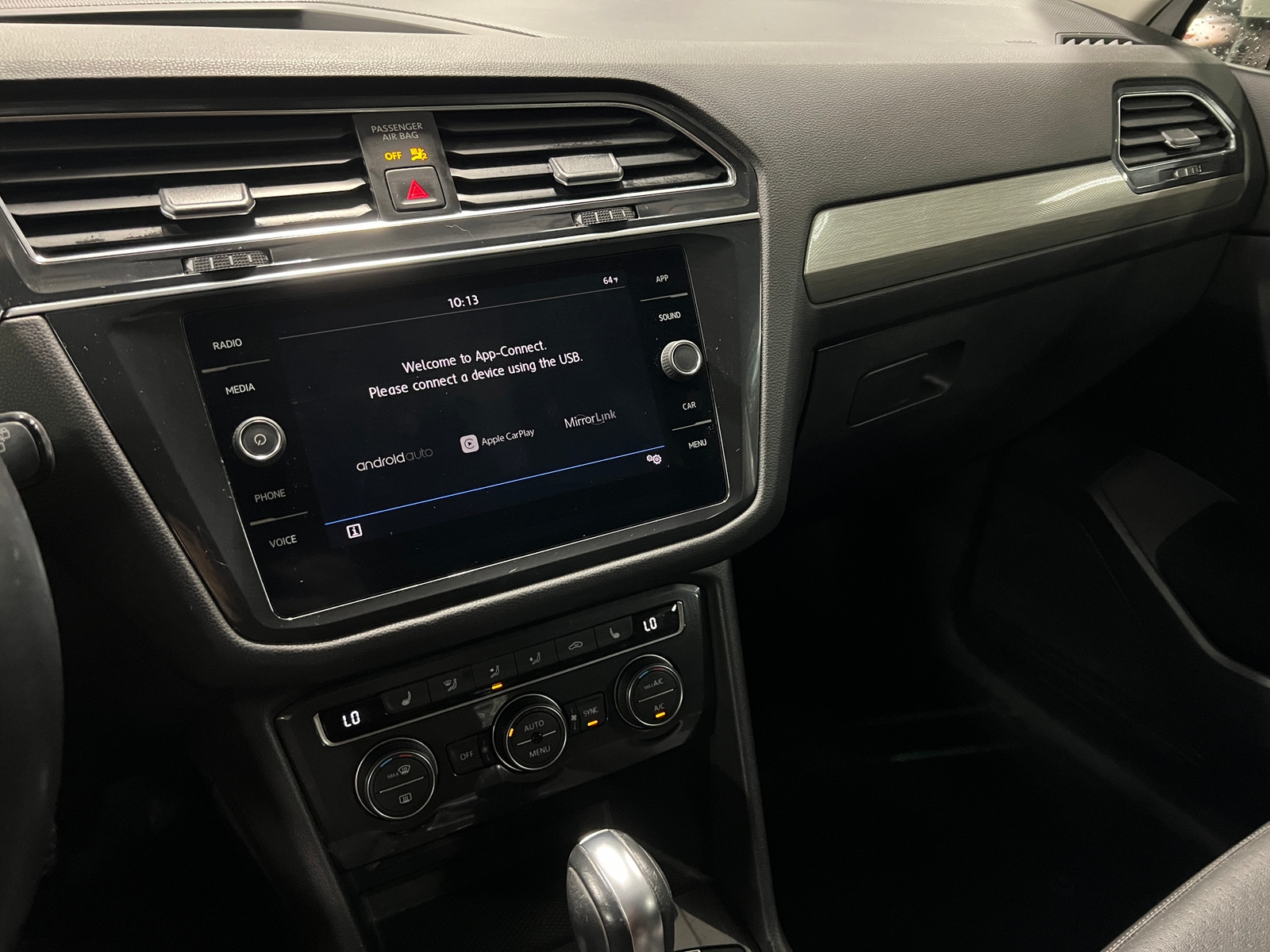 Thumbnail: 2019 Volkswagen Tiguan - 3