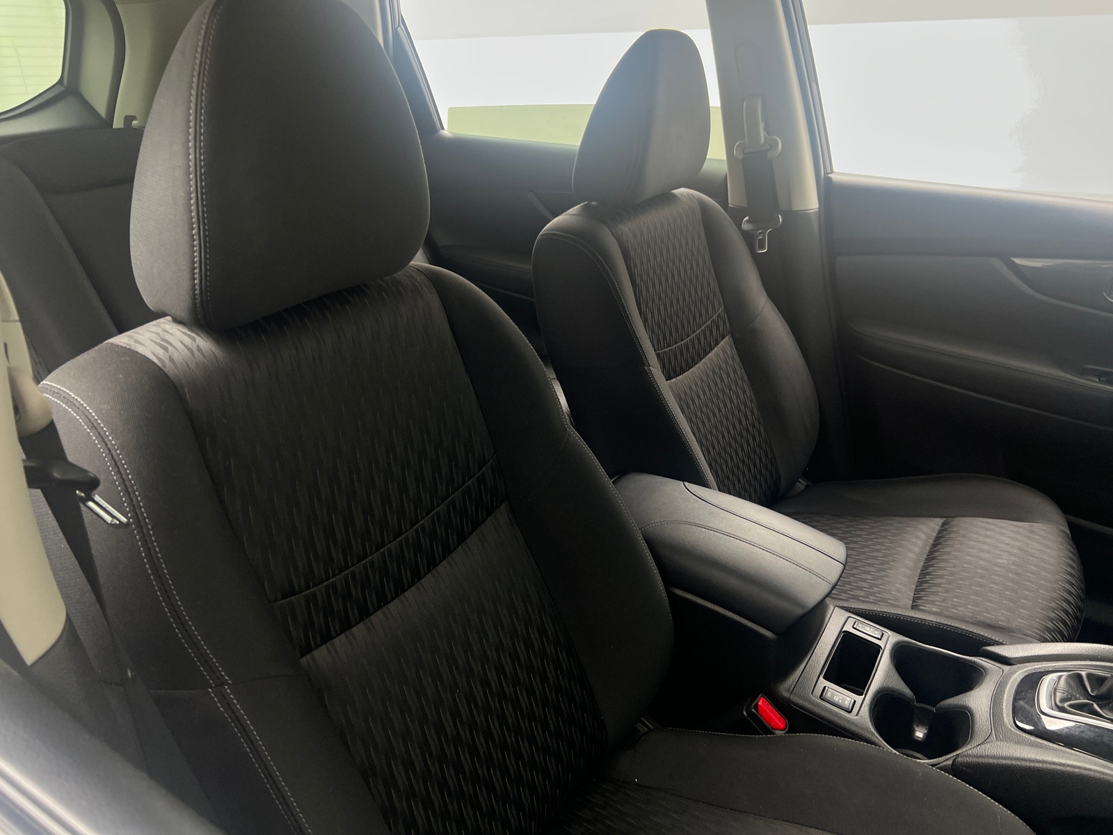Thumbnail: 2020 Nissan Rogue - 2