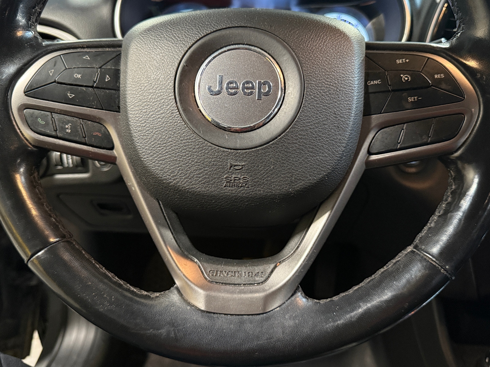 Thumbnail: 2019 Jeep Cherokee - 4
