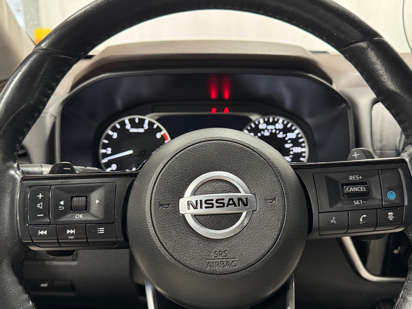 Thumbnail: 2021 Nissan Rogue - 4
