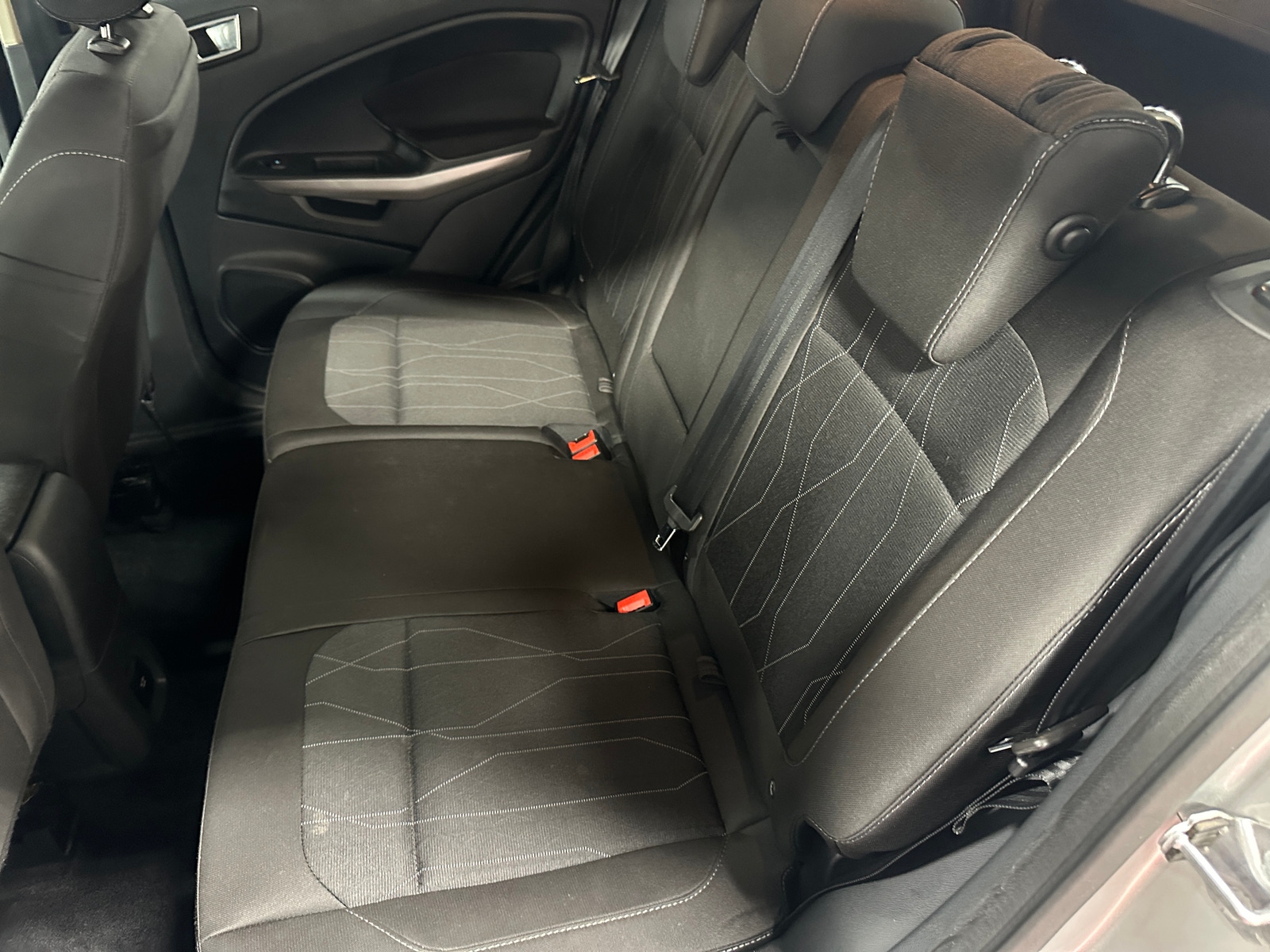 Thumbnail: 2019 Ford EcoSport - 6