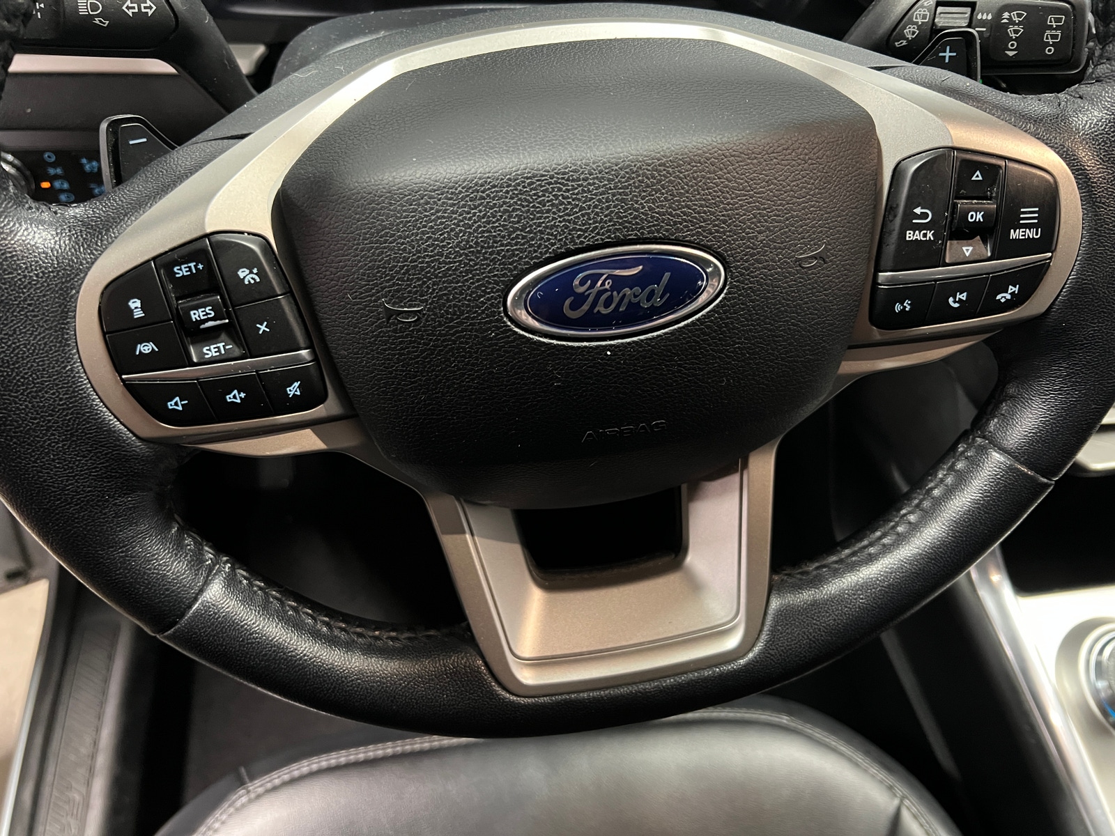 Thumbnail: 2021 Ford Explorer - 5