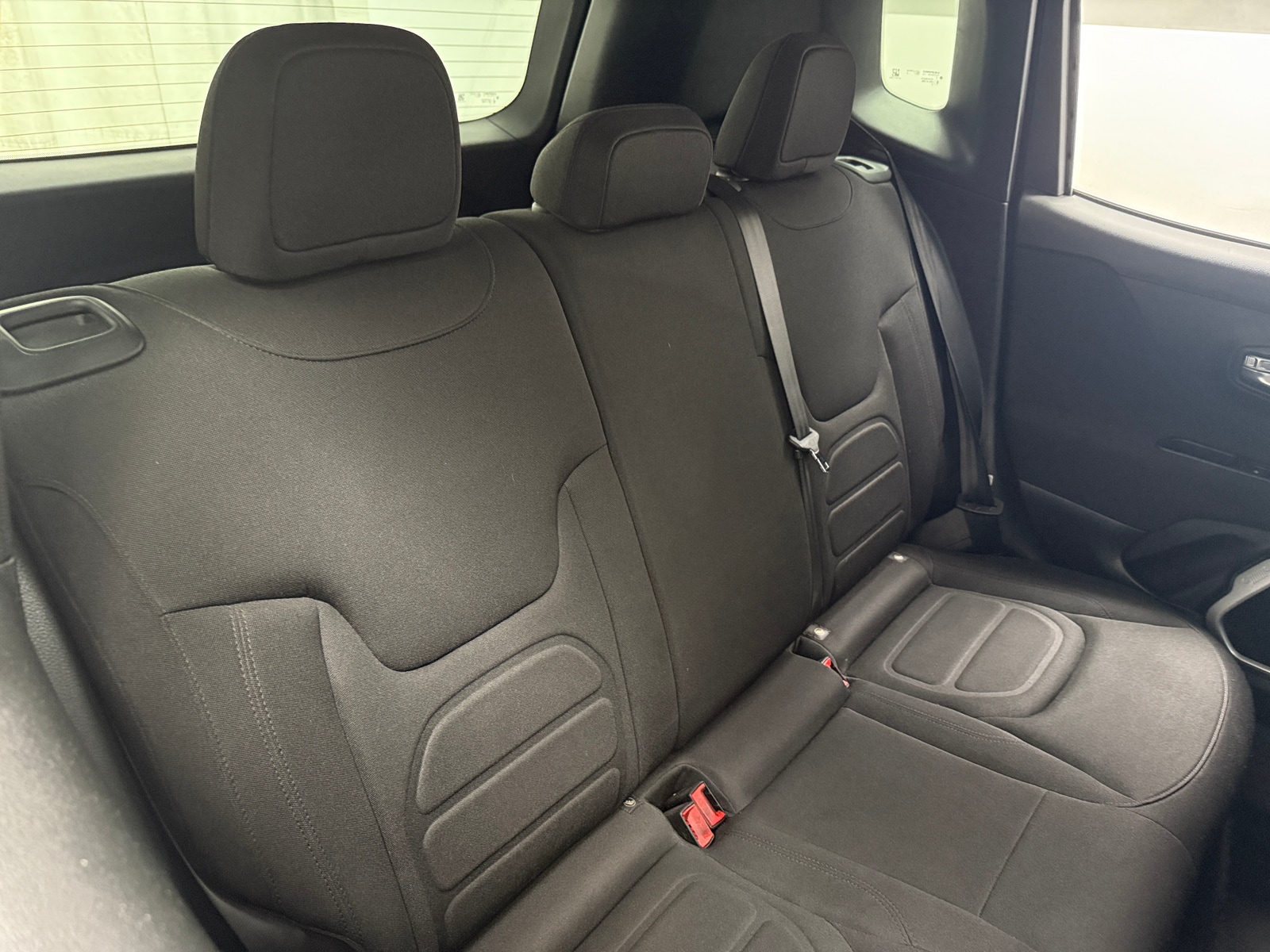 Thumbnail: 2018 Jeep Renegade - 6