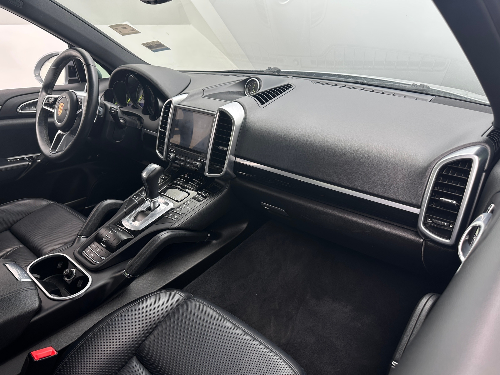 Thumbnail: 2018 Porsche Cayenne - 2