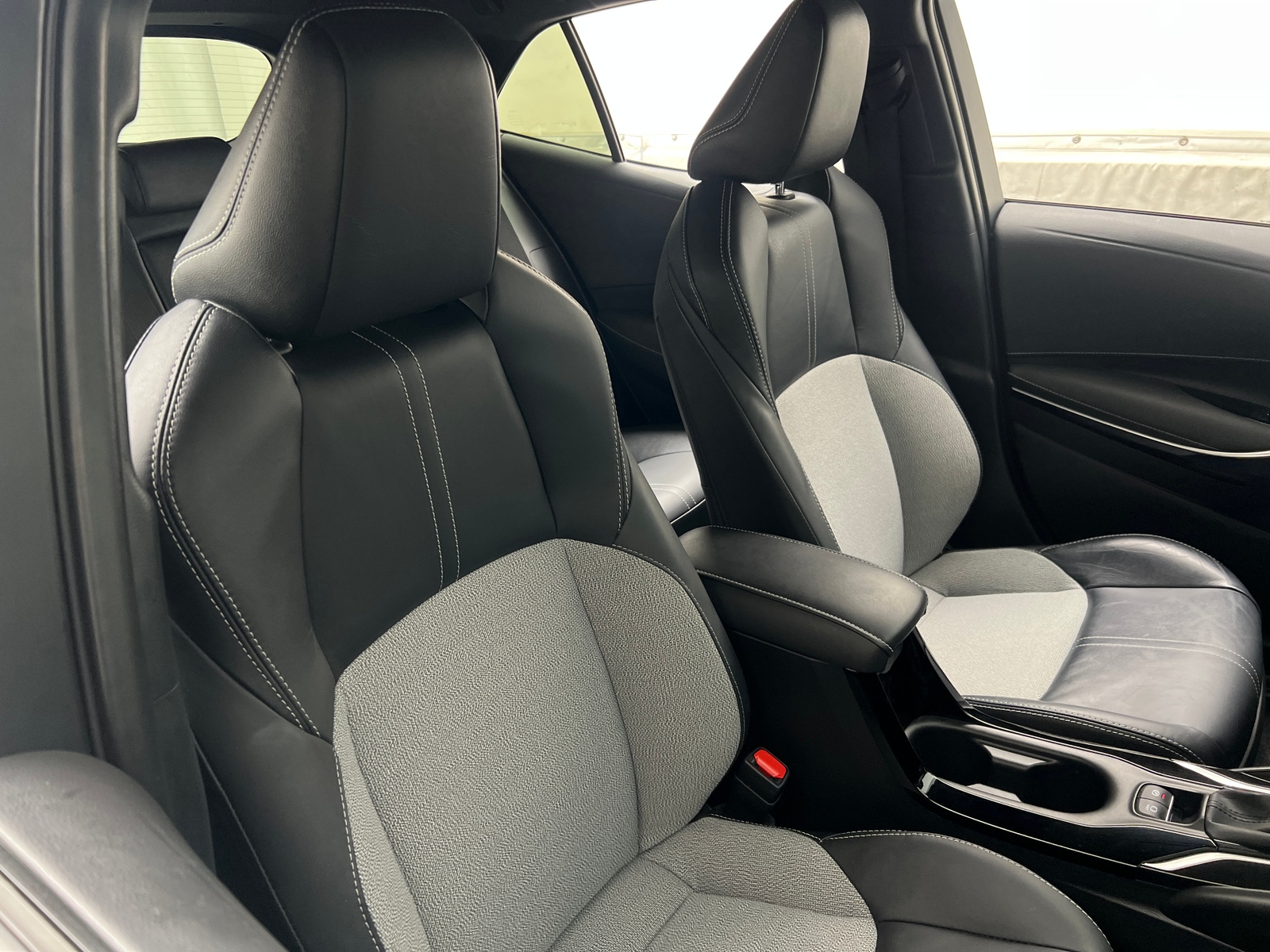 Thumbnail: 2021 Toyota Corolla - 2