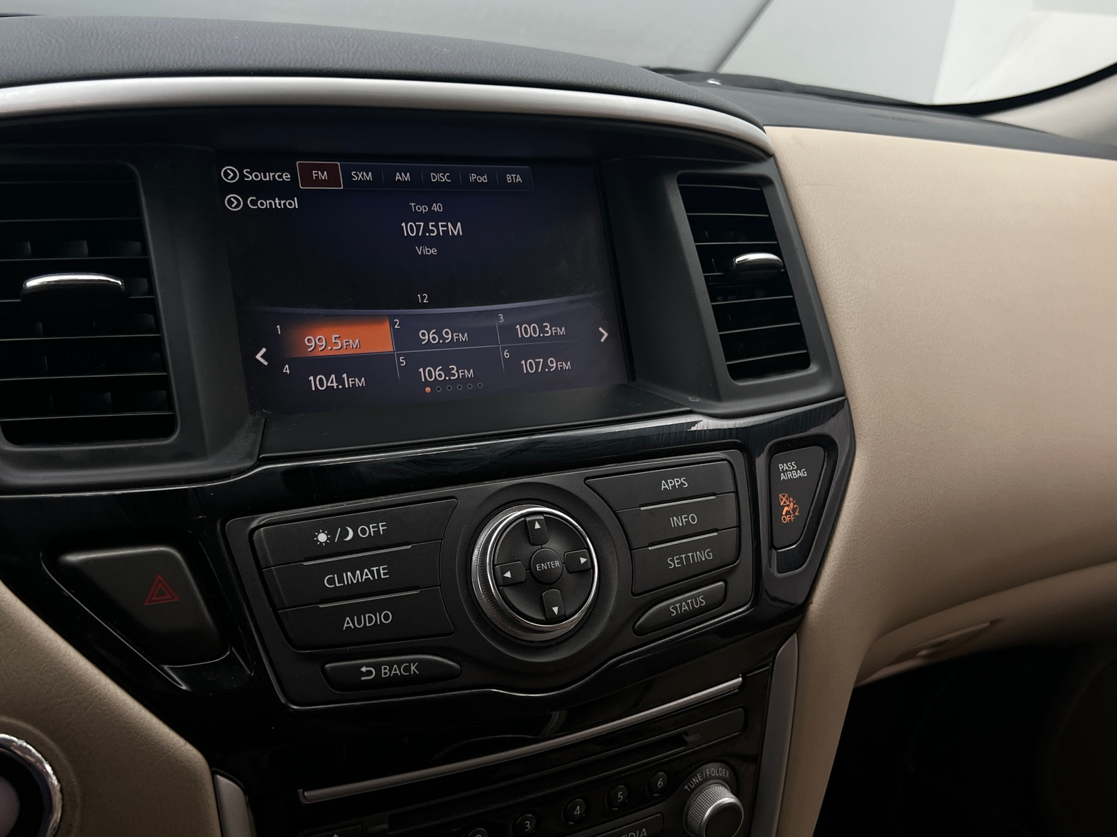 Thumbnail: 2019 Nissan Pathfinder - 4