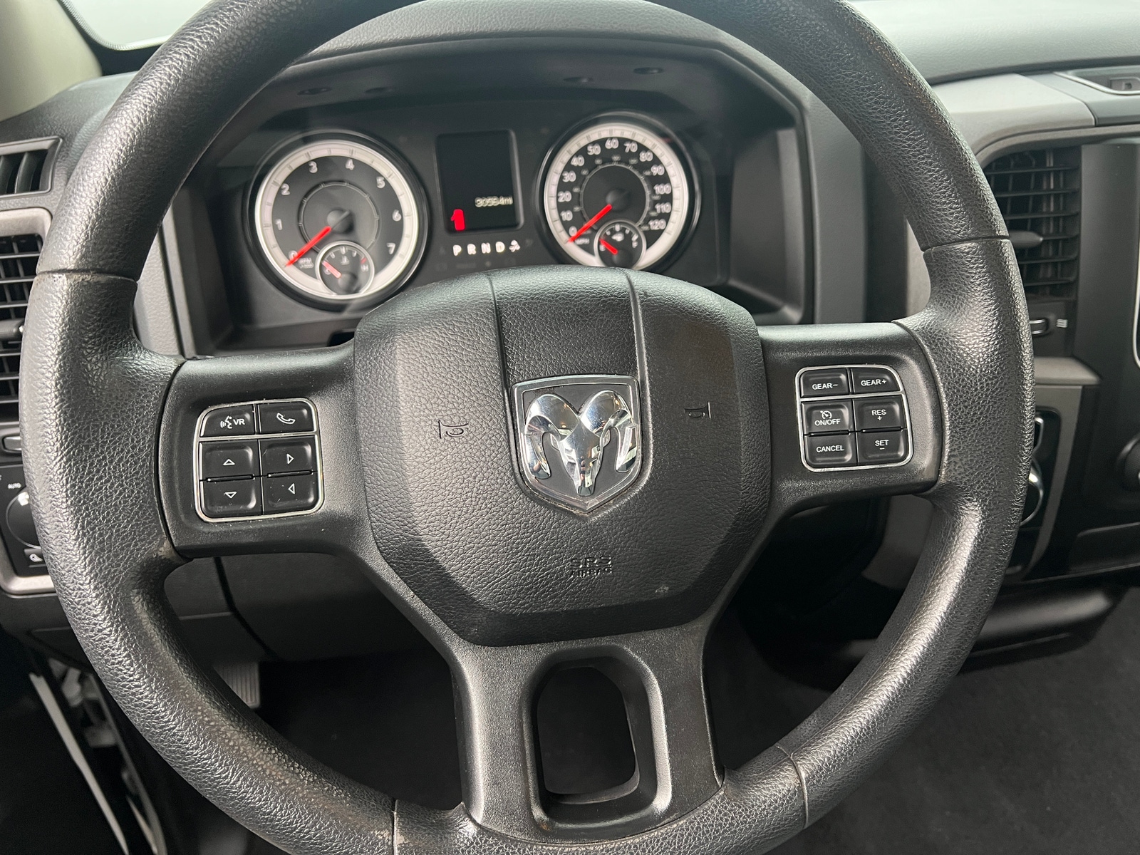 Thumbnail: 2020 RAM 1500 Classic - 4