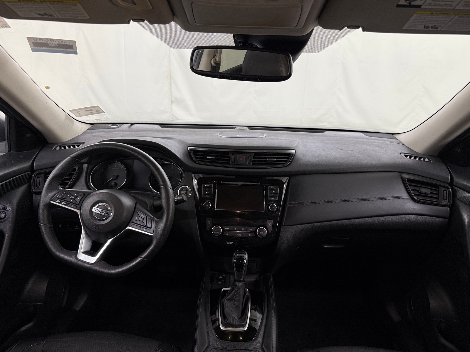 Thumbnail: 2019 Nissan Rogue - 2