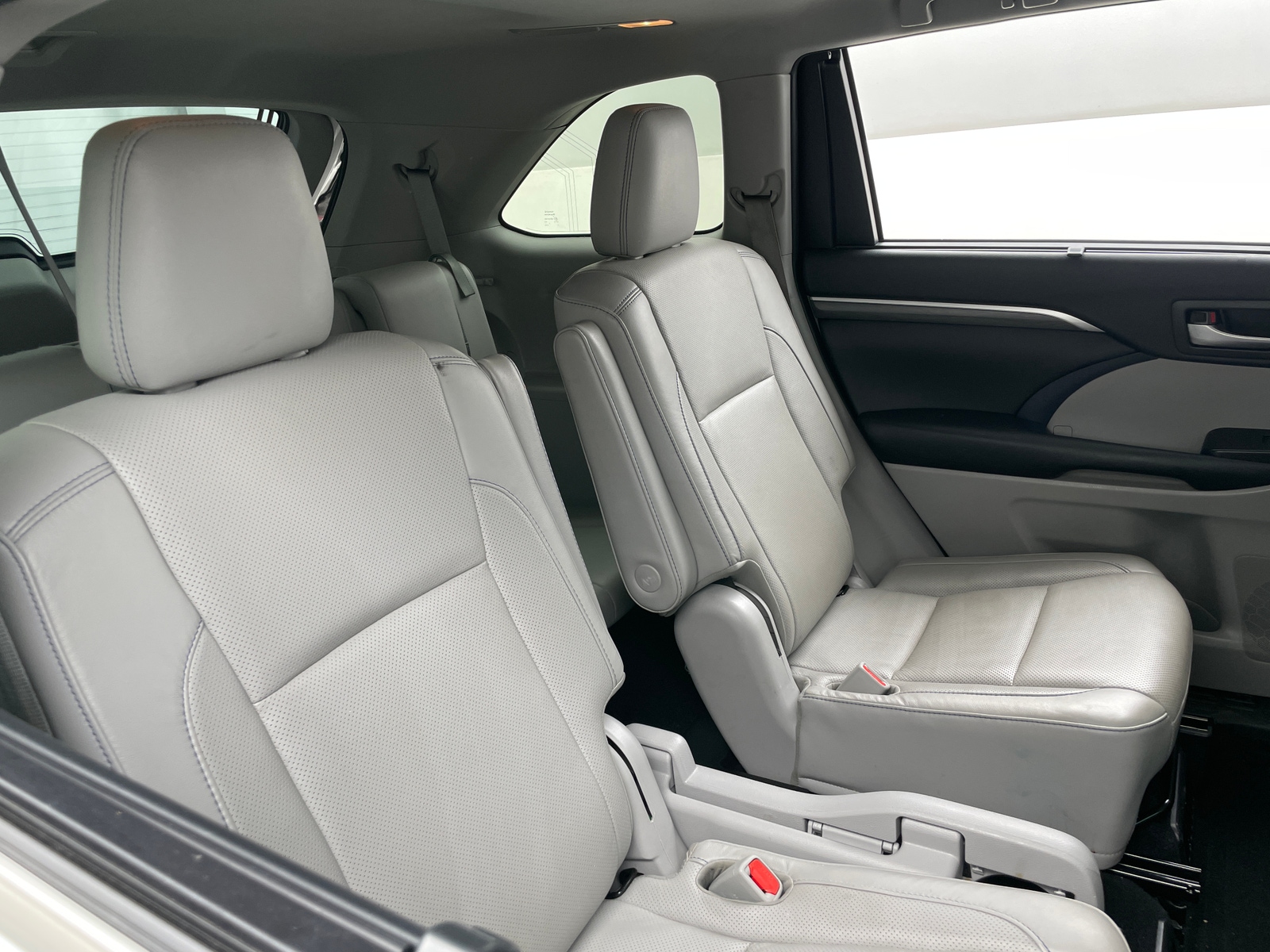 Thumbnail: 2019 Toyota Highlander - 5