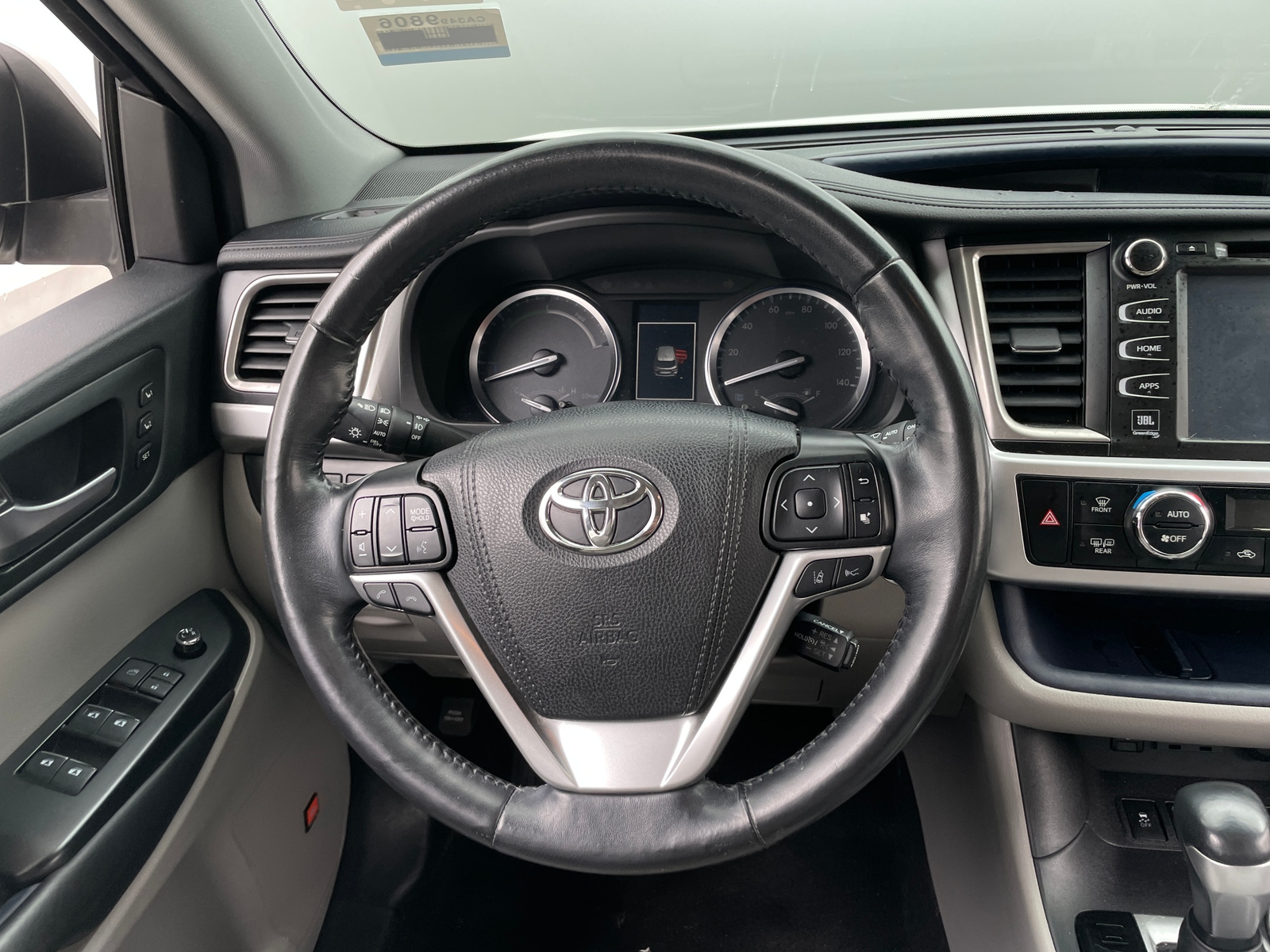 Thumbnail: 2019 Toyota Highlander - 4