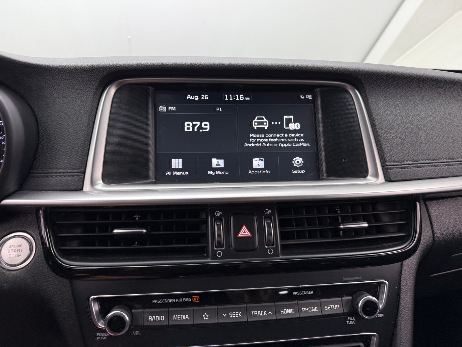 Thumbnail: 2019 Kia Optima - 4