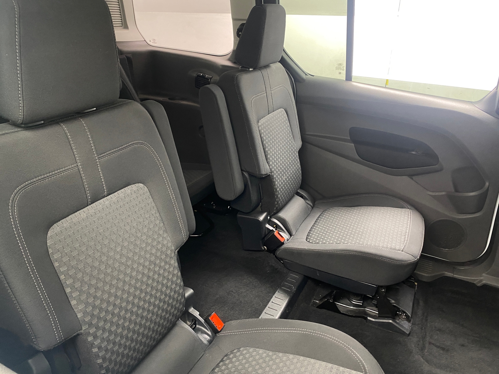 Thumbnail: 2022 Ford Transit Series - 6