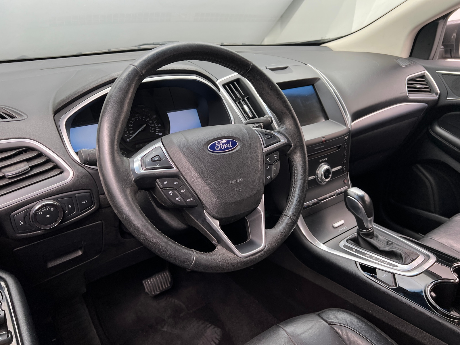 Thumbnail: 2017 Ford Edge - 4