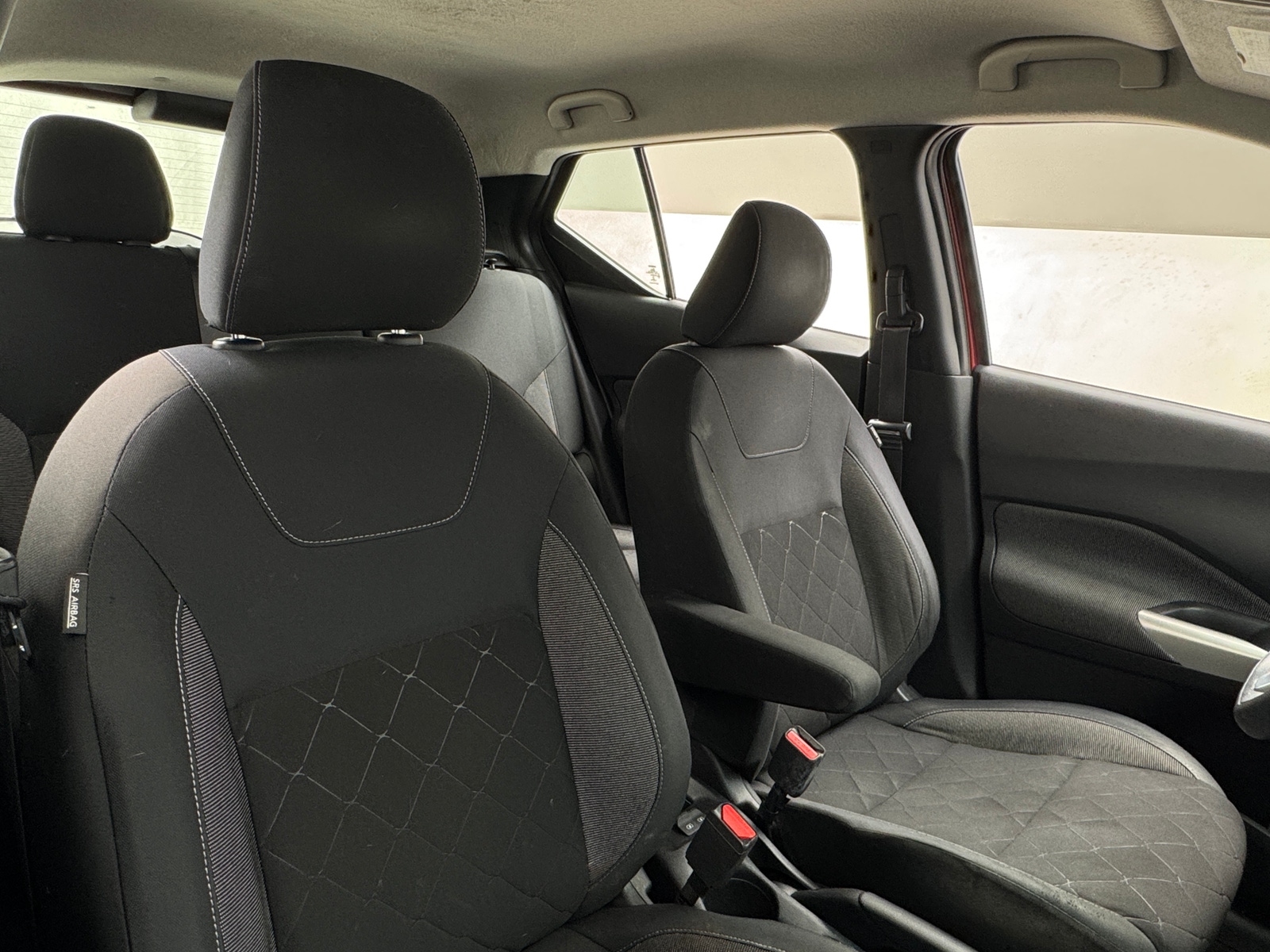Thumbnail: 2019 Nissan Kicks - 2