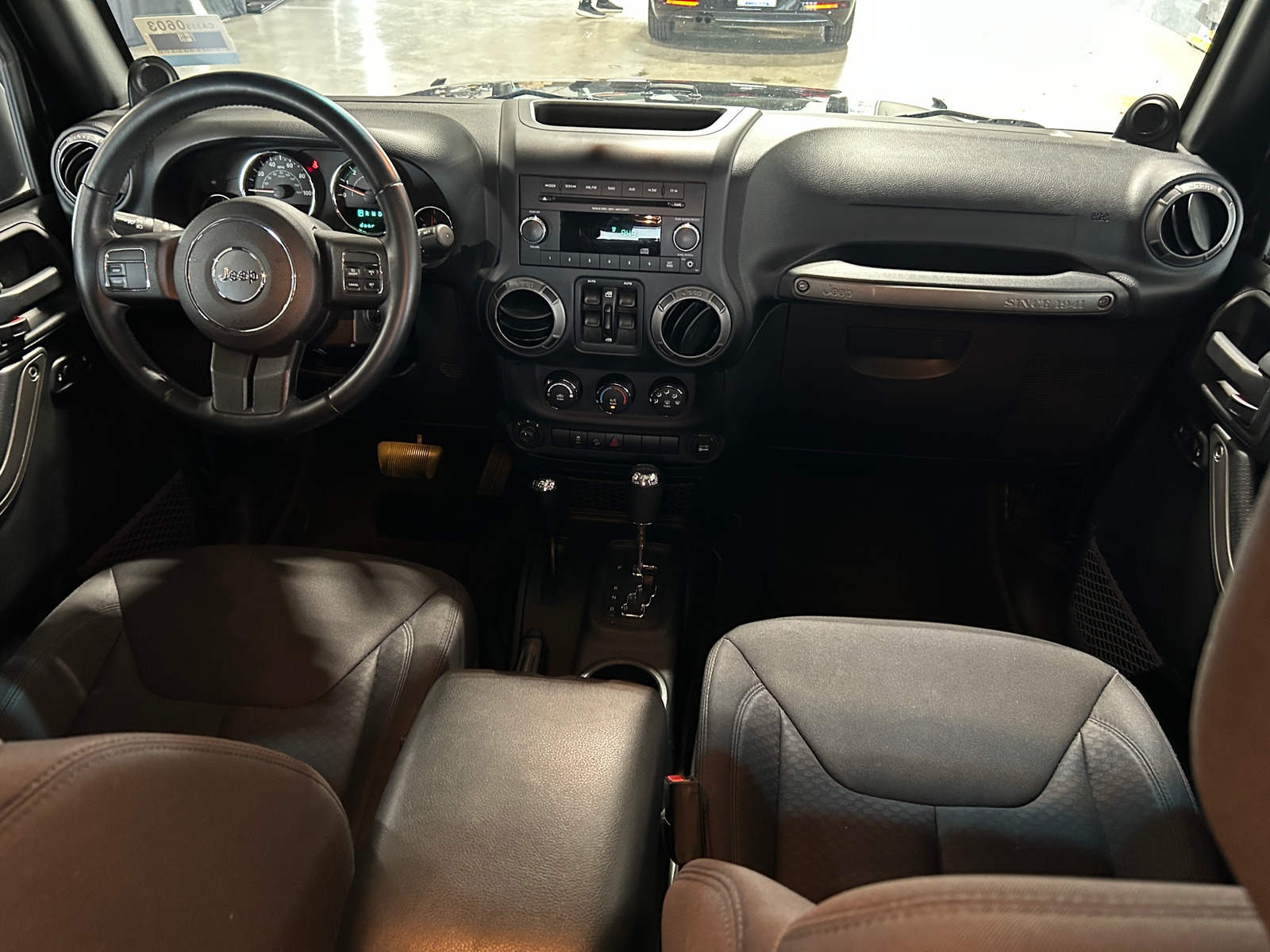 Thumbnail: 2013 Jeep Wrangler - 3