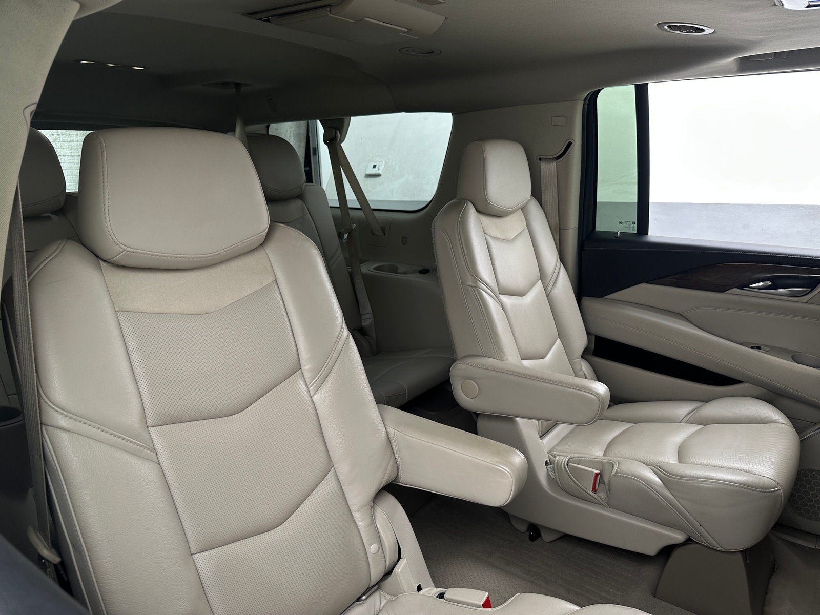 Thumbnail: 2018 Cadillac Escalade - 5