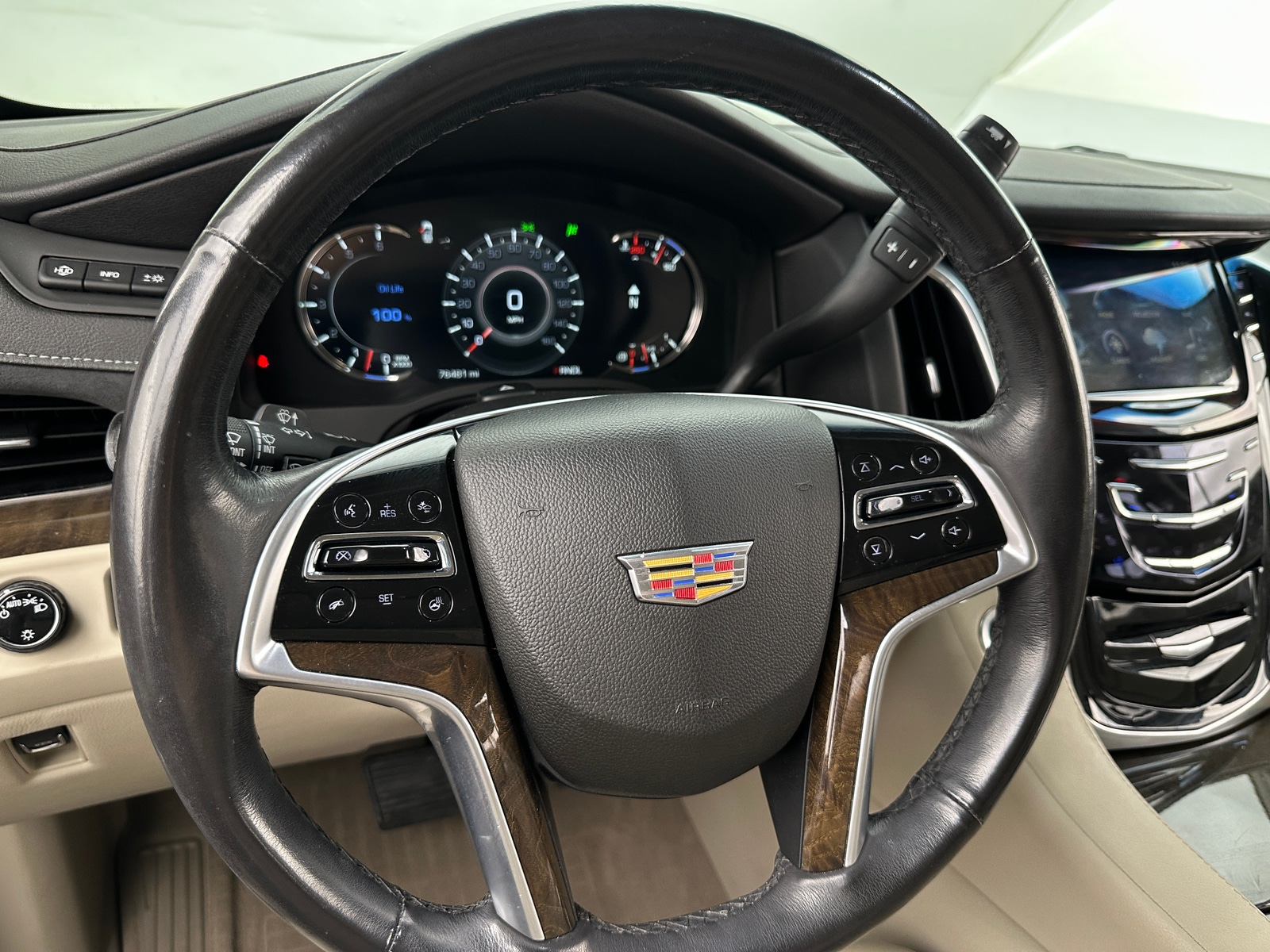 Thumbnail: 2018 Cadillac Escalade - 4