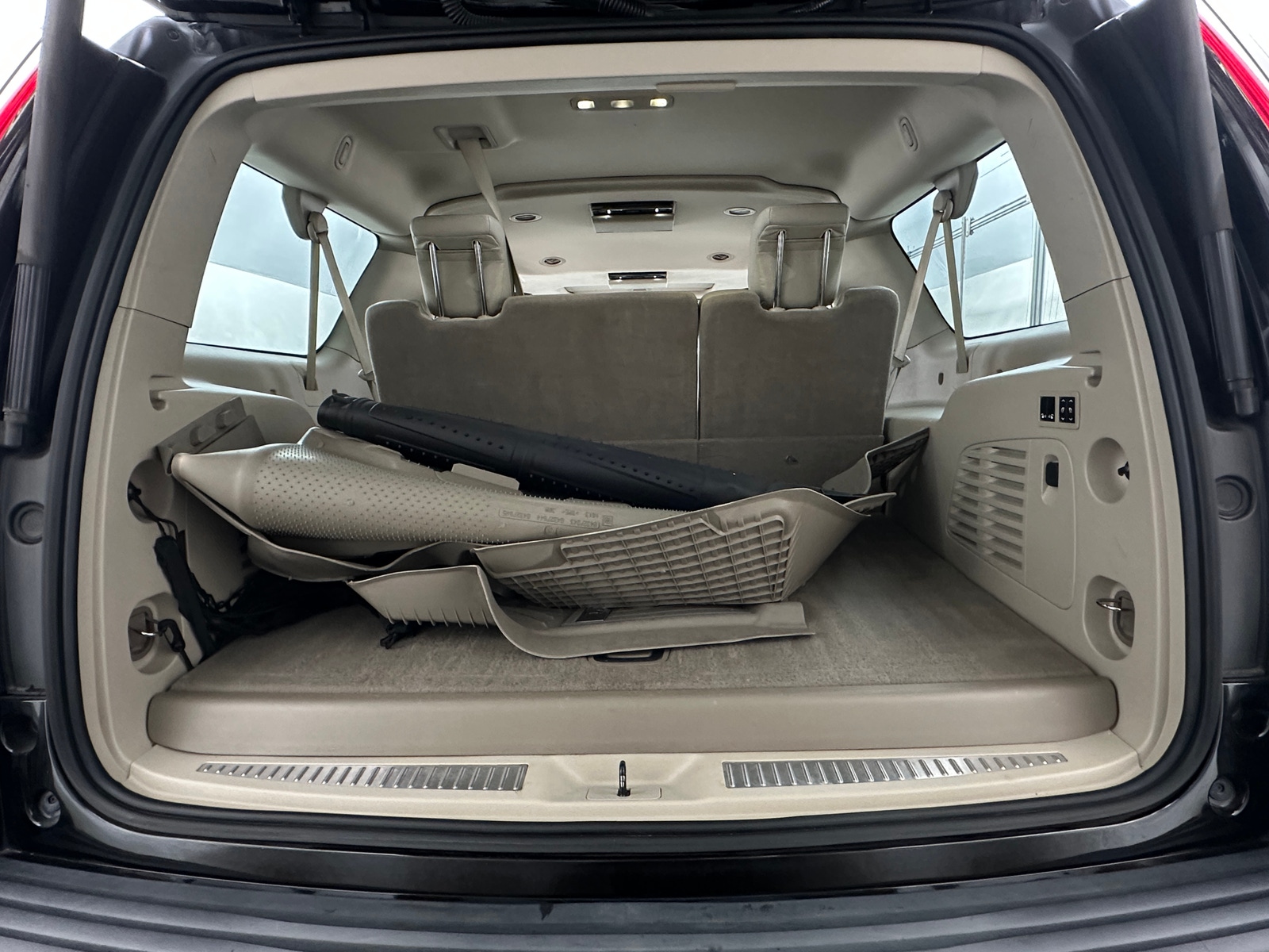 Thumbnail: 2018 Cadillac Escalade - 6