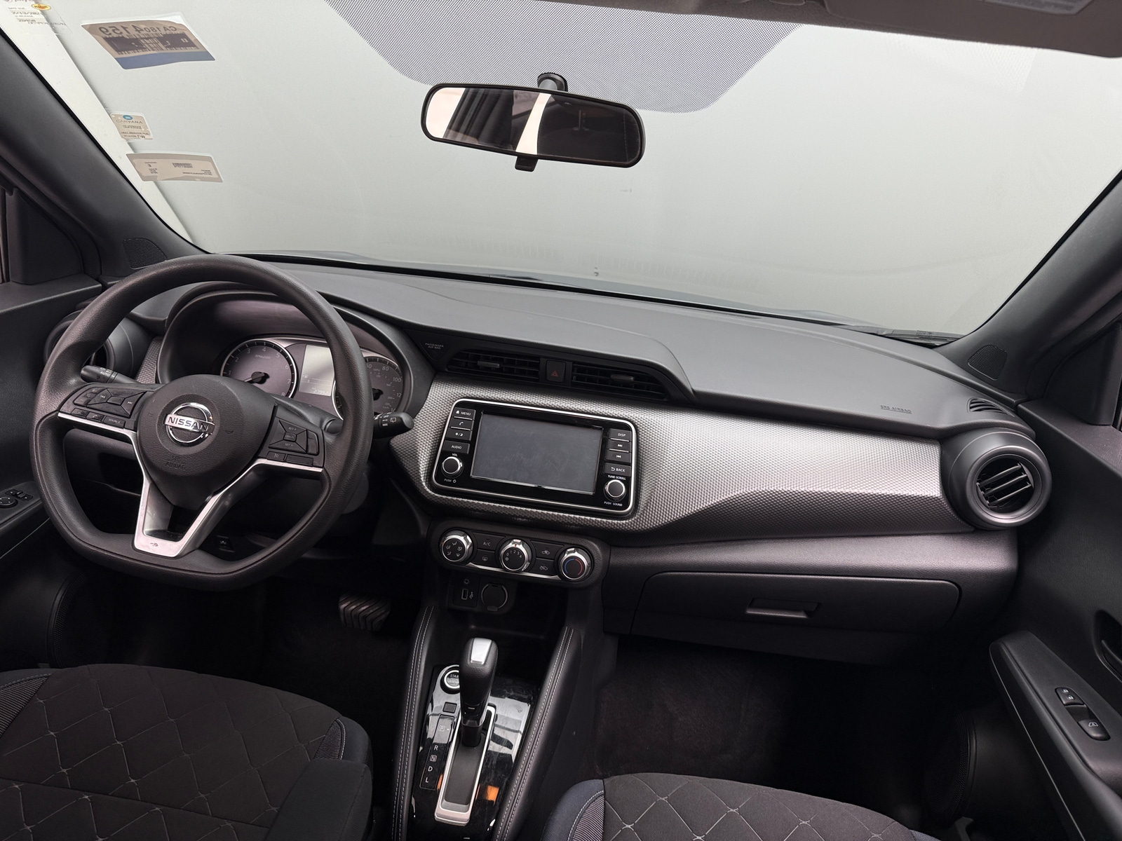 Thumbnail: 2018 Nissan Kicks - 3