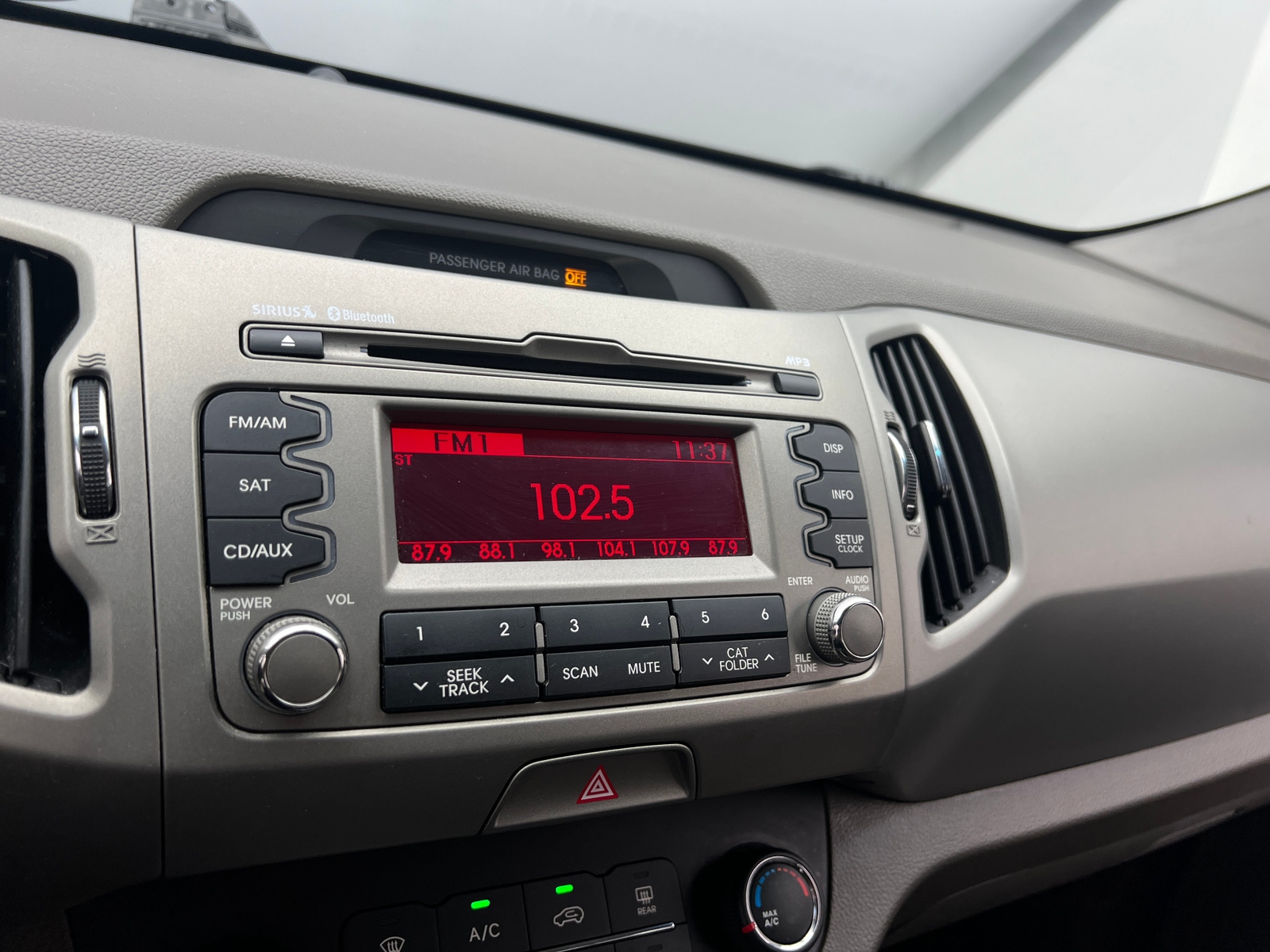 Thumbnail: 2013 Kia Sportage - 4
