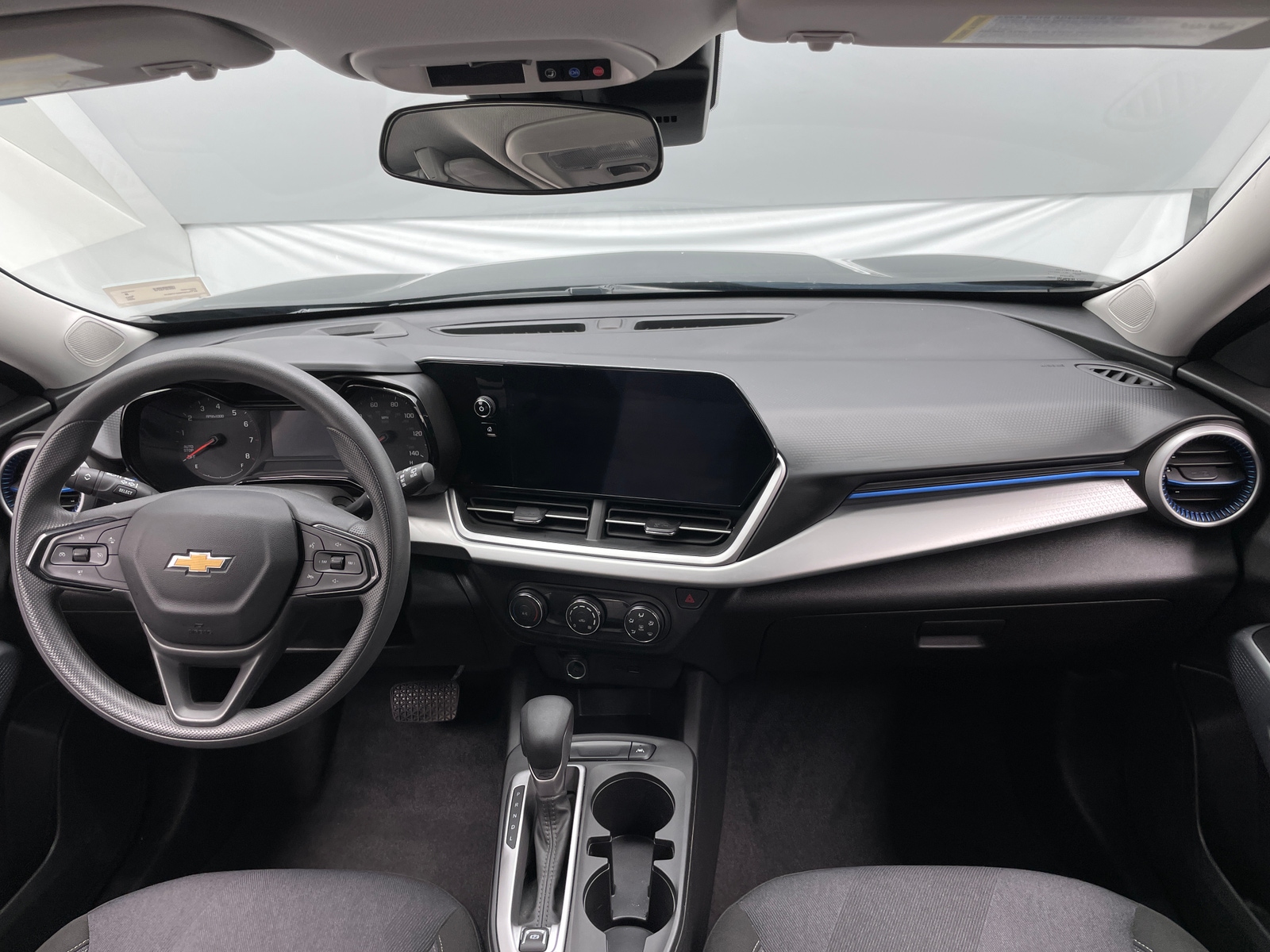 Thumbnail: 2025 Chevrolet Trax - 3
