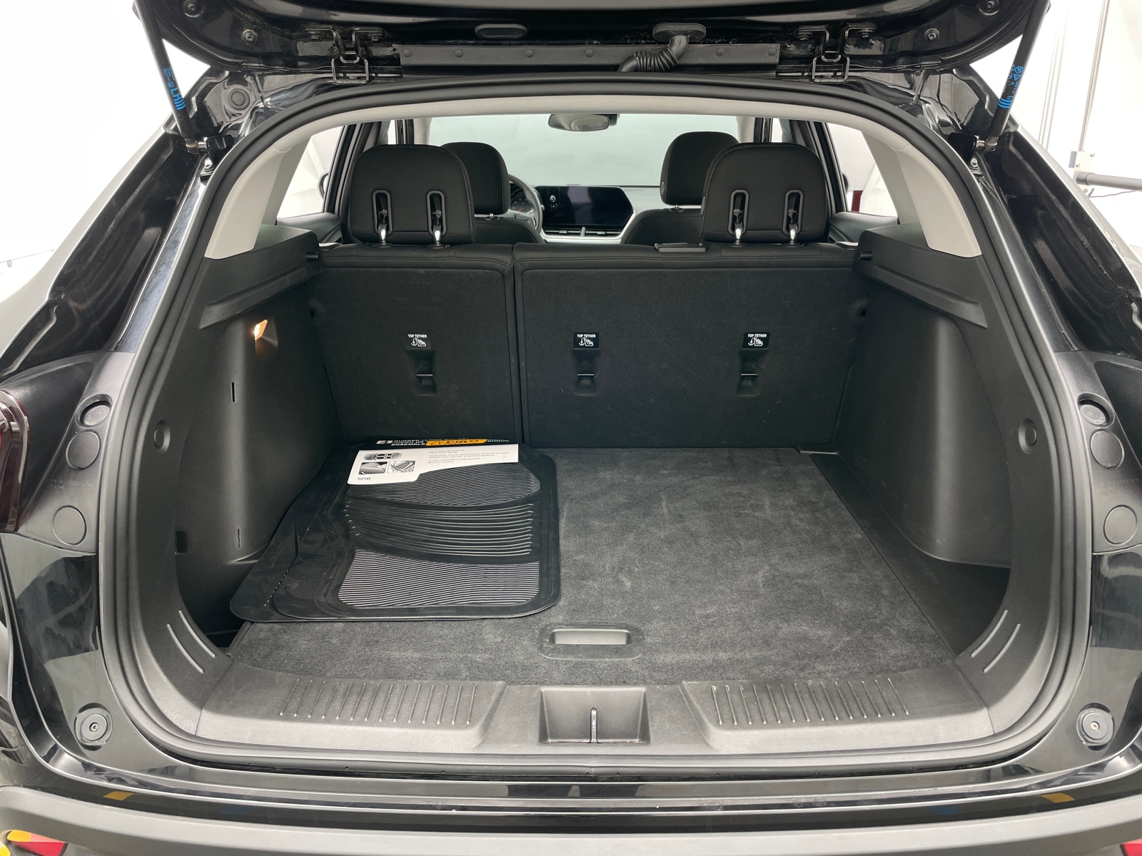 Thumbnail: 2025 Chevrolet Trax - 7