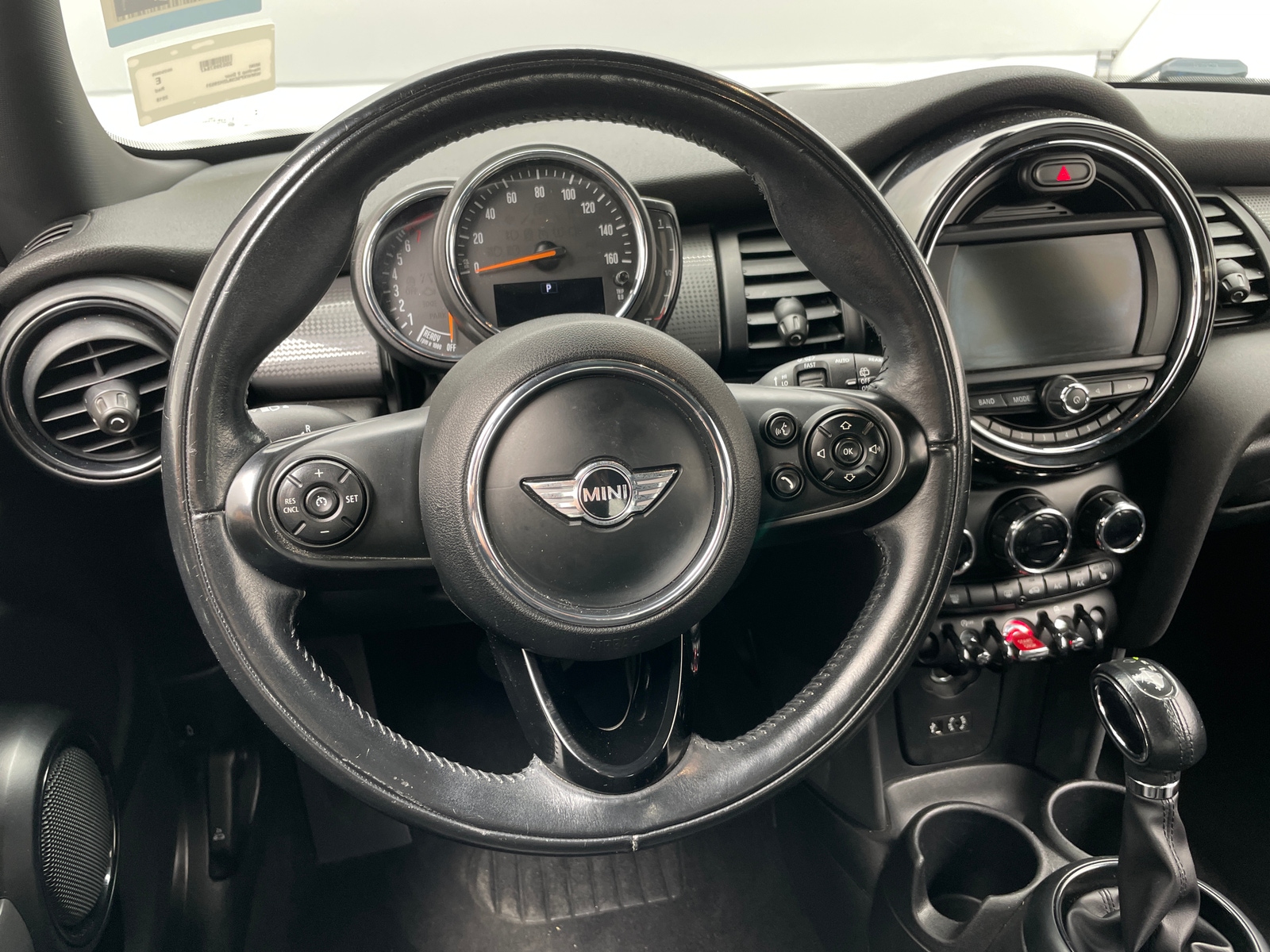 Thumbnail: 2018 MINI Cooper Hardtop - 4