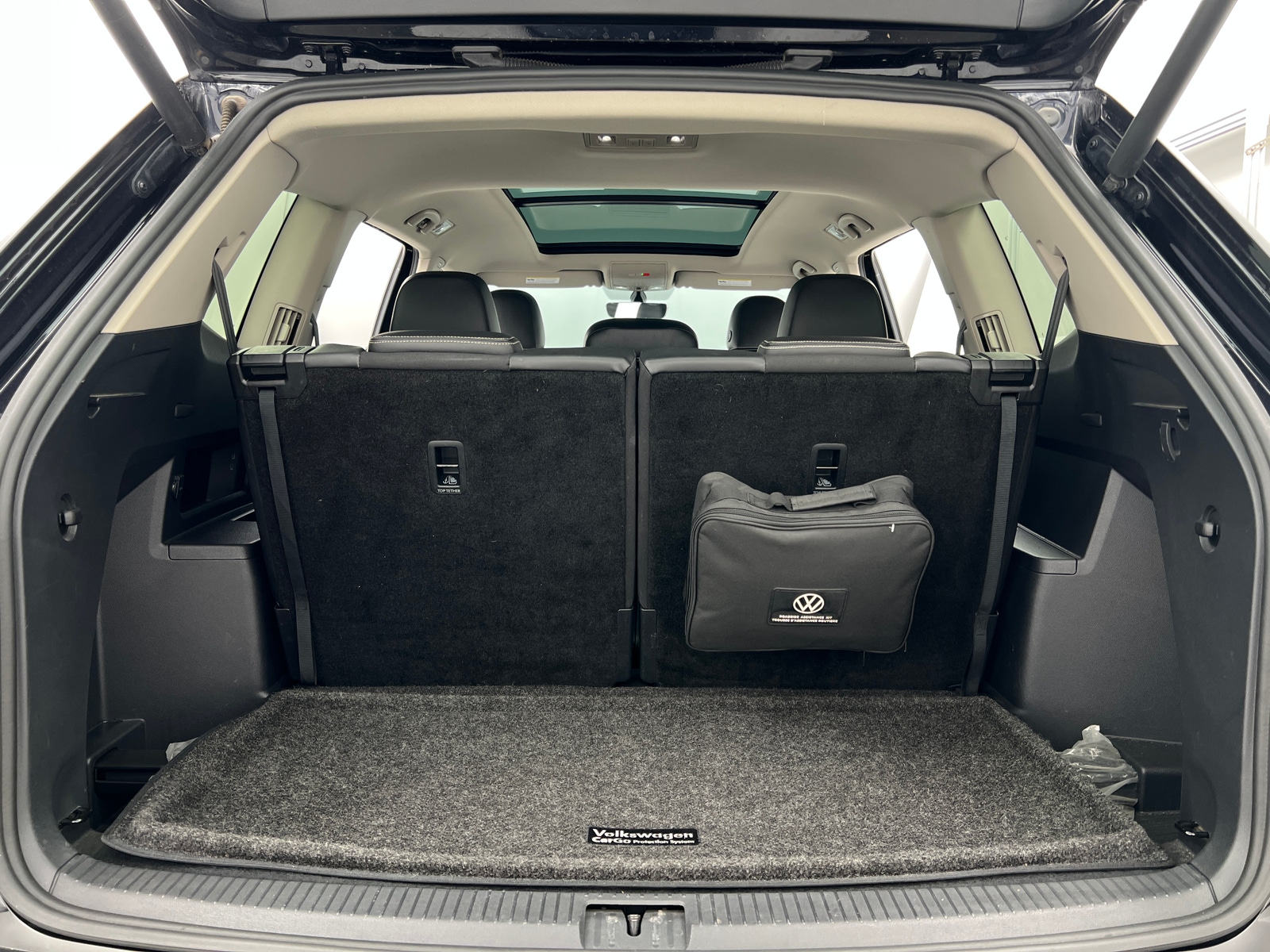 Thumbnail: 2022 Volkswagen Atlas - 6