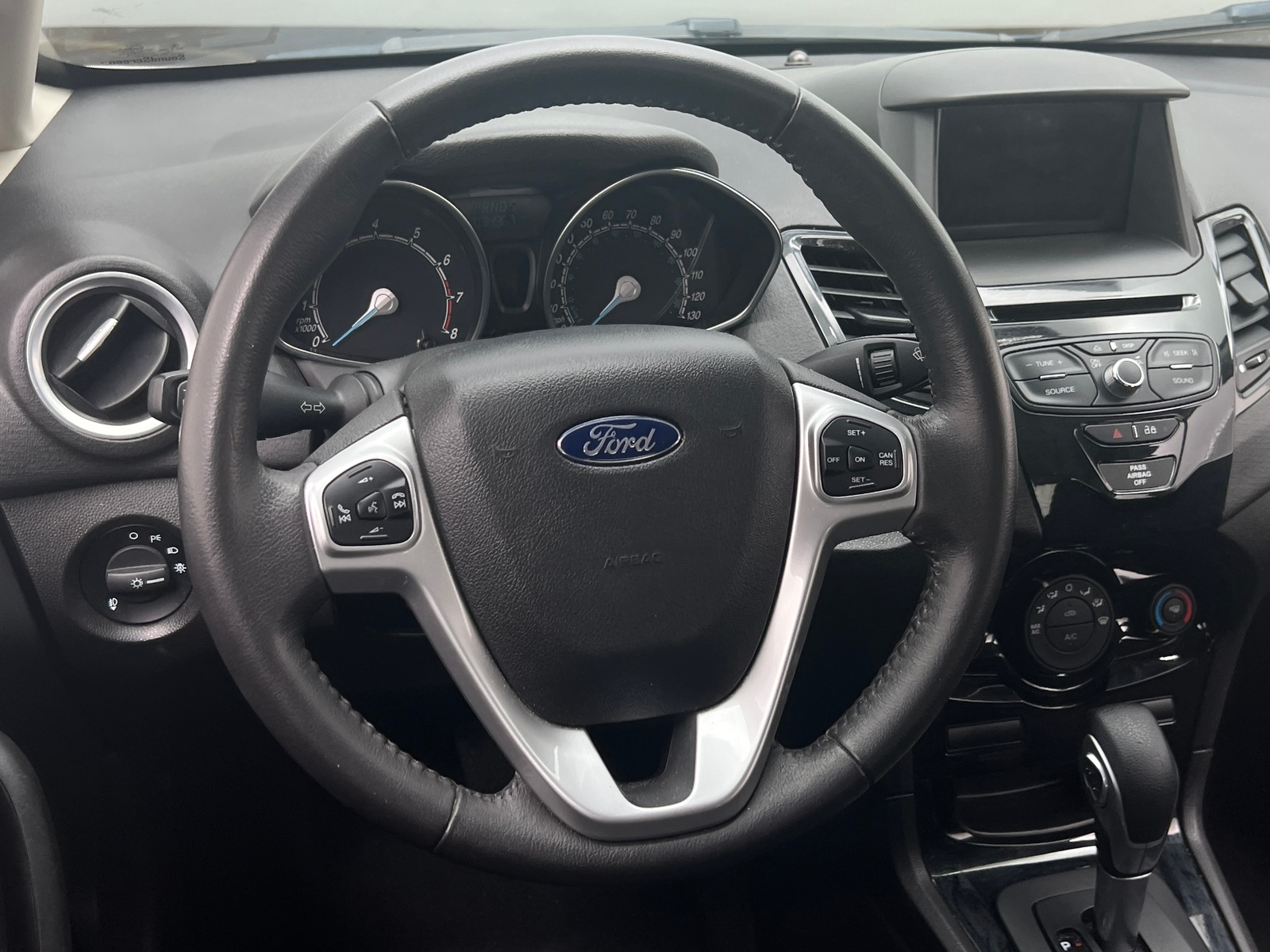 Thumbnail: 2016 Ford Fiesta - 5