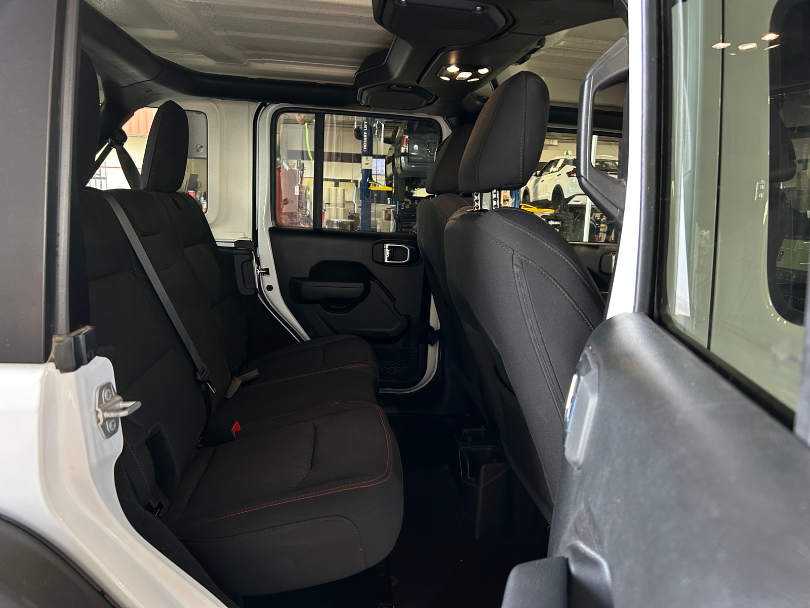 Thumbnail: 2023 Jeep Wrangler - 6