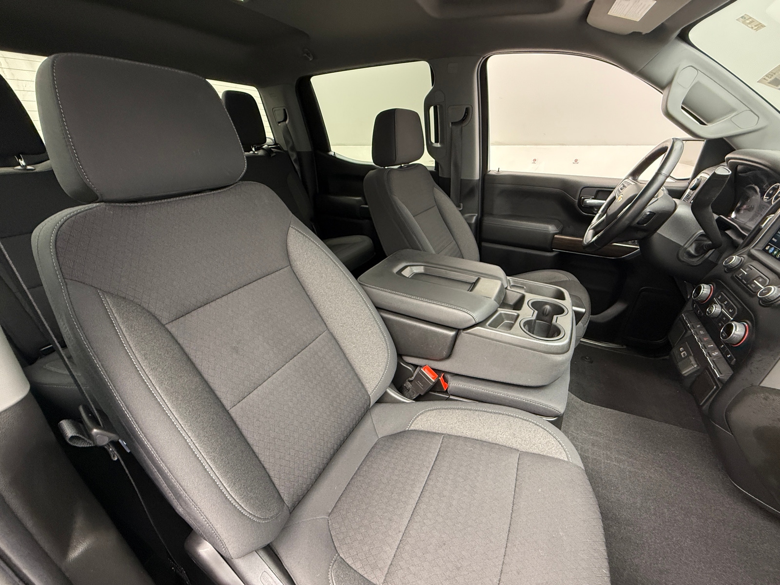 Thumbnail: 2021 Chevrolet Silverado 1500 - 2