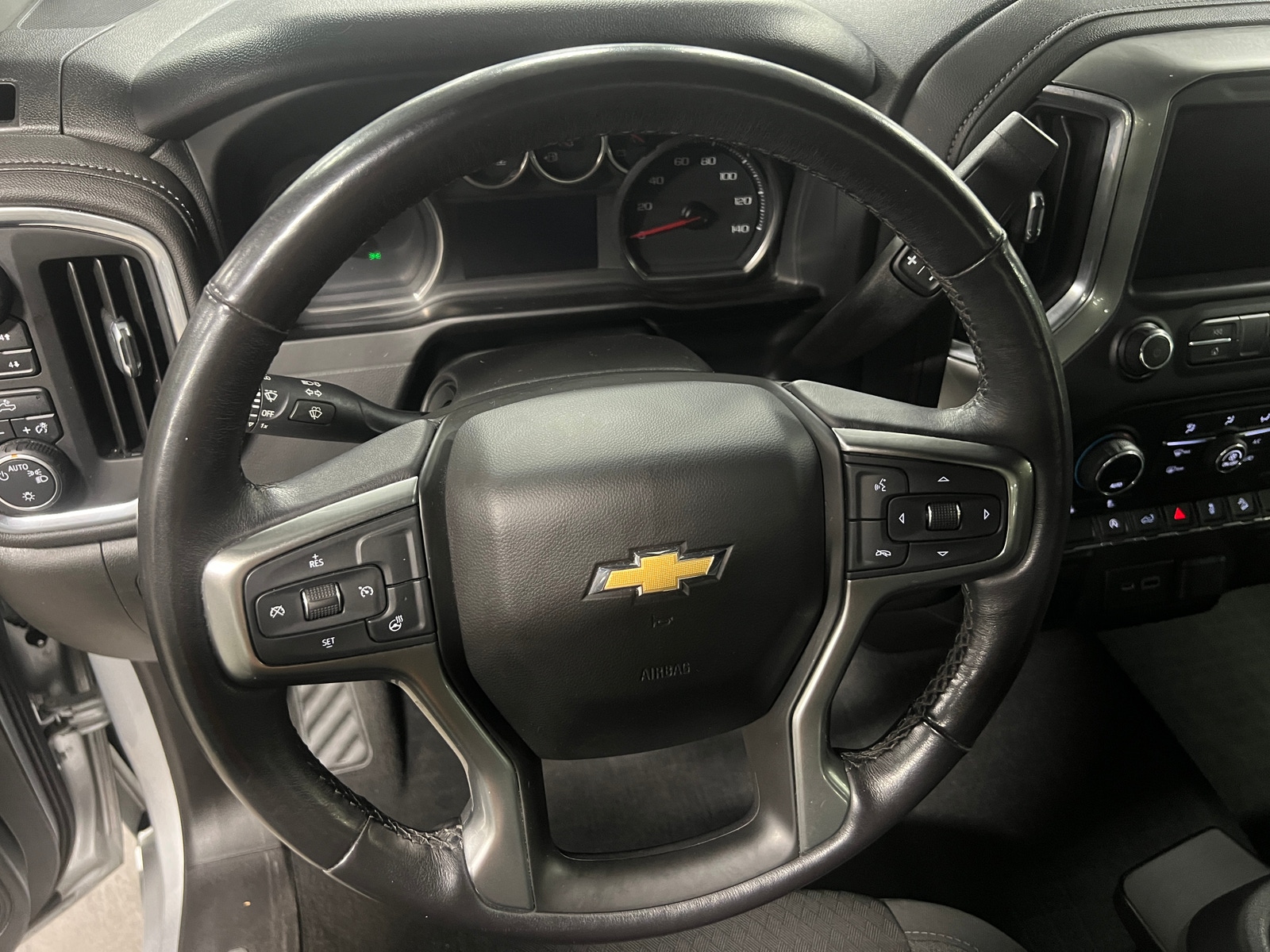 Thumbnail: 2021 Chevrolet Silverado 1500 - 5
