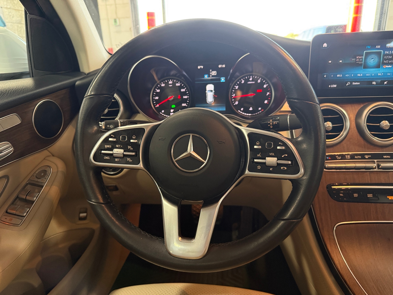 Thumbnail: 2020 Mercedes-Benz GLC - 4