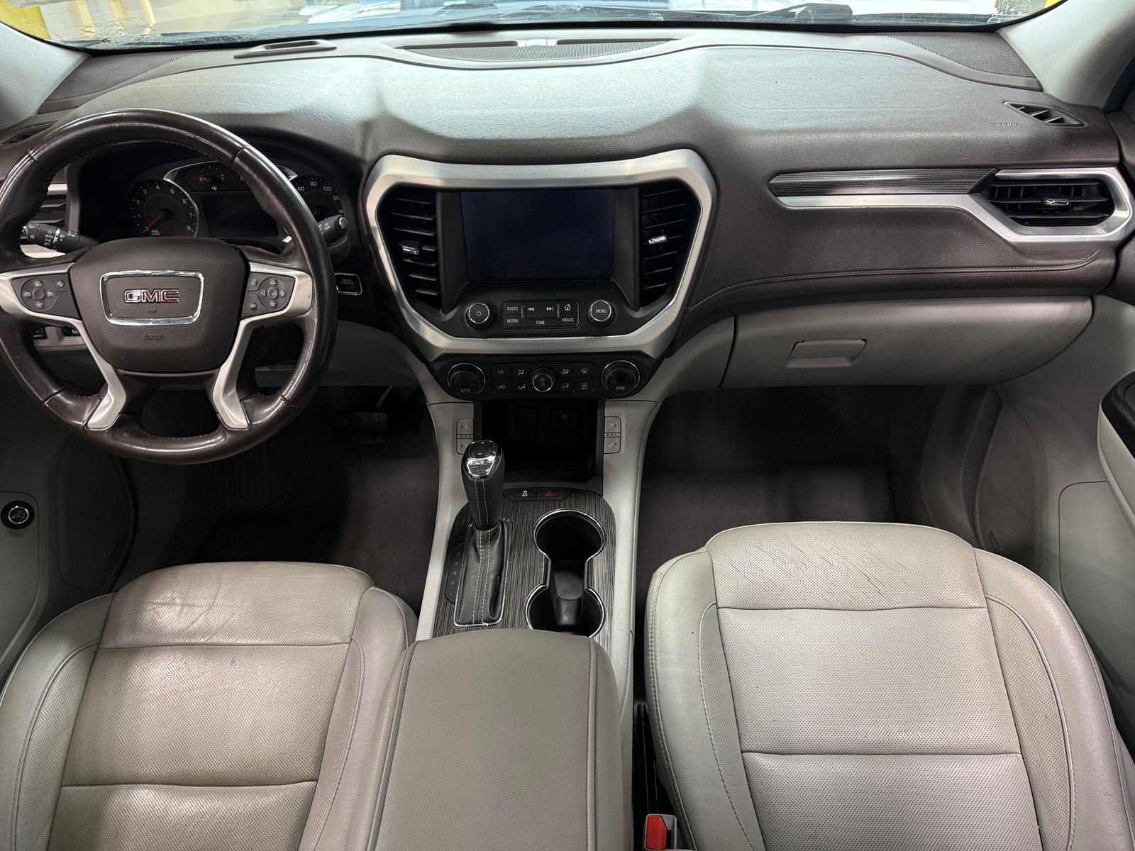 Thumbnail: 2018 GMC Acadia - 2