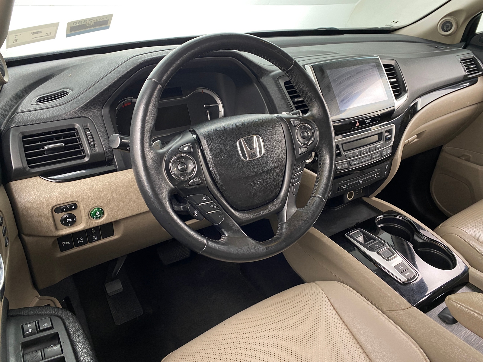 Thumbnail: 2016 Honda Pilot - 2