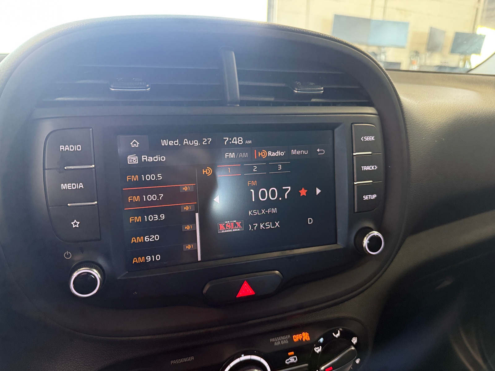 Thumbnail: 2023 Kia Soul - 4