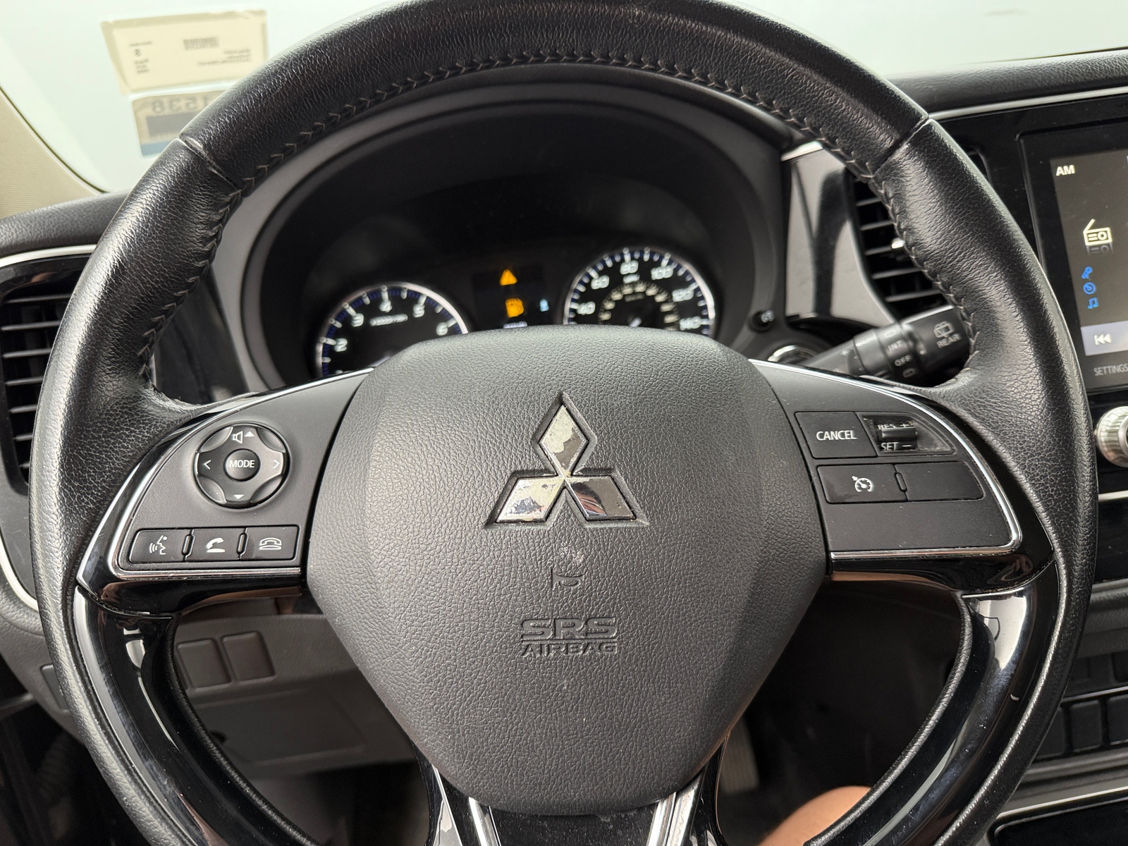 Thumbnail: 2020 Mitsubishi Outlander - 4