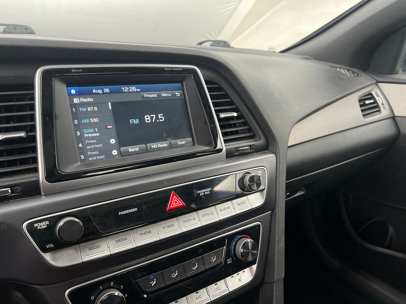 Thumbnail: 2018 Hyundai Sonata - 3