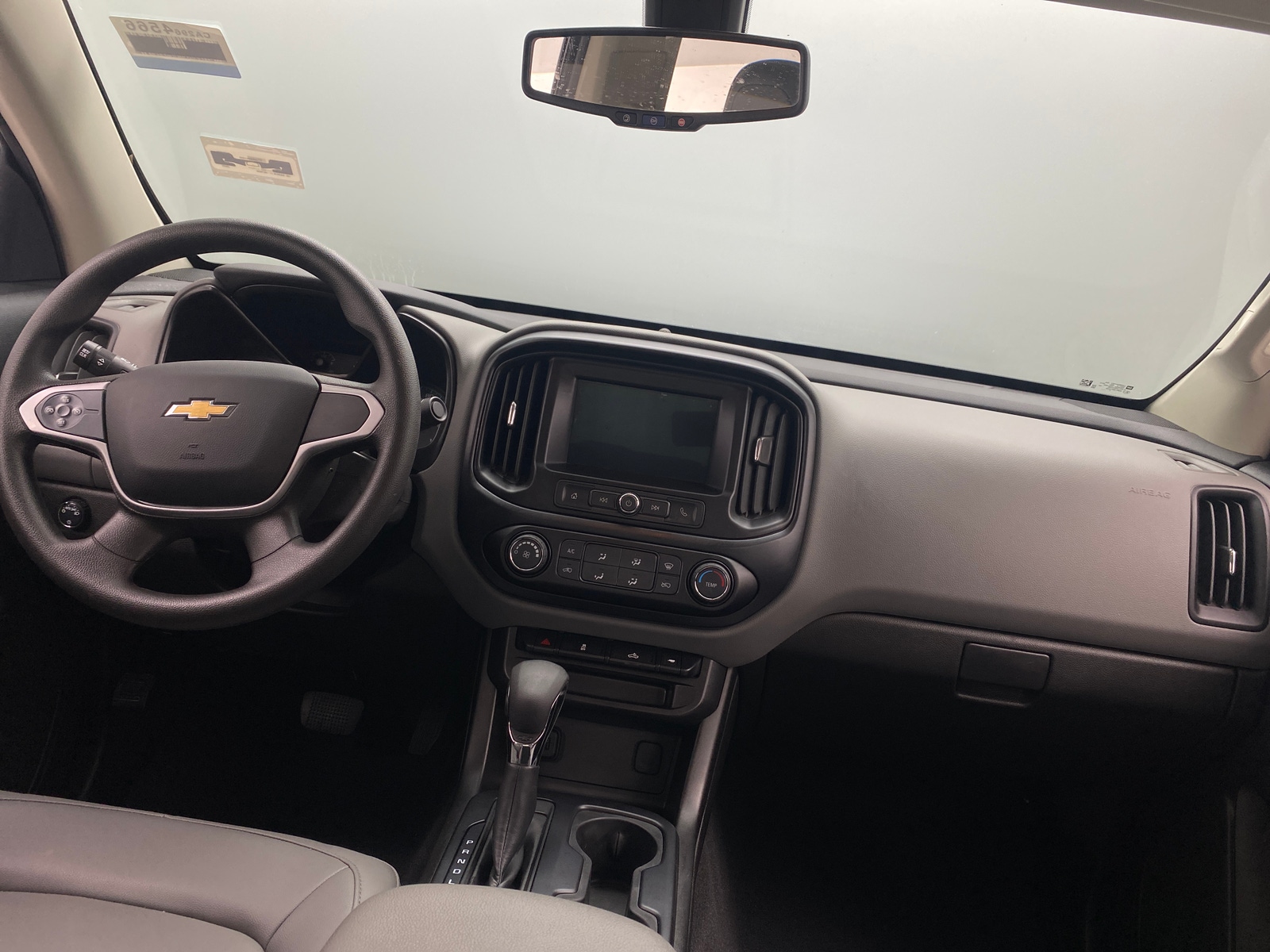Thumbnail: 2022 Chevrolet Colorado - 3