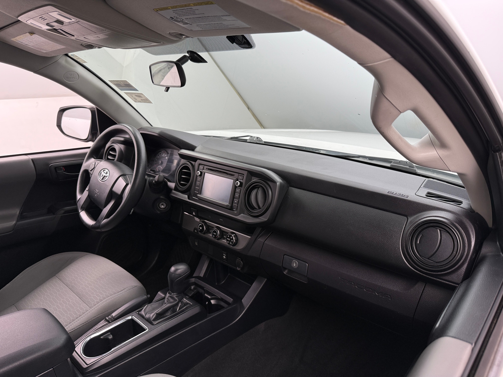 Thumbnail: 2017 Toyota Tacoma - 3